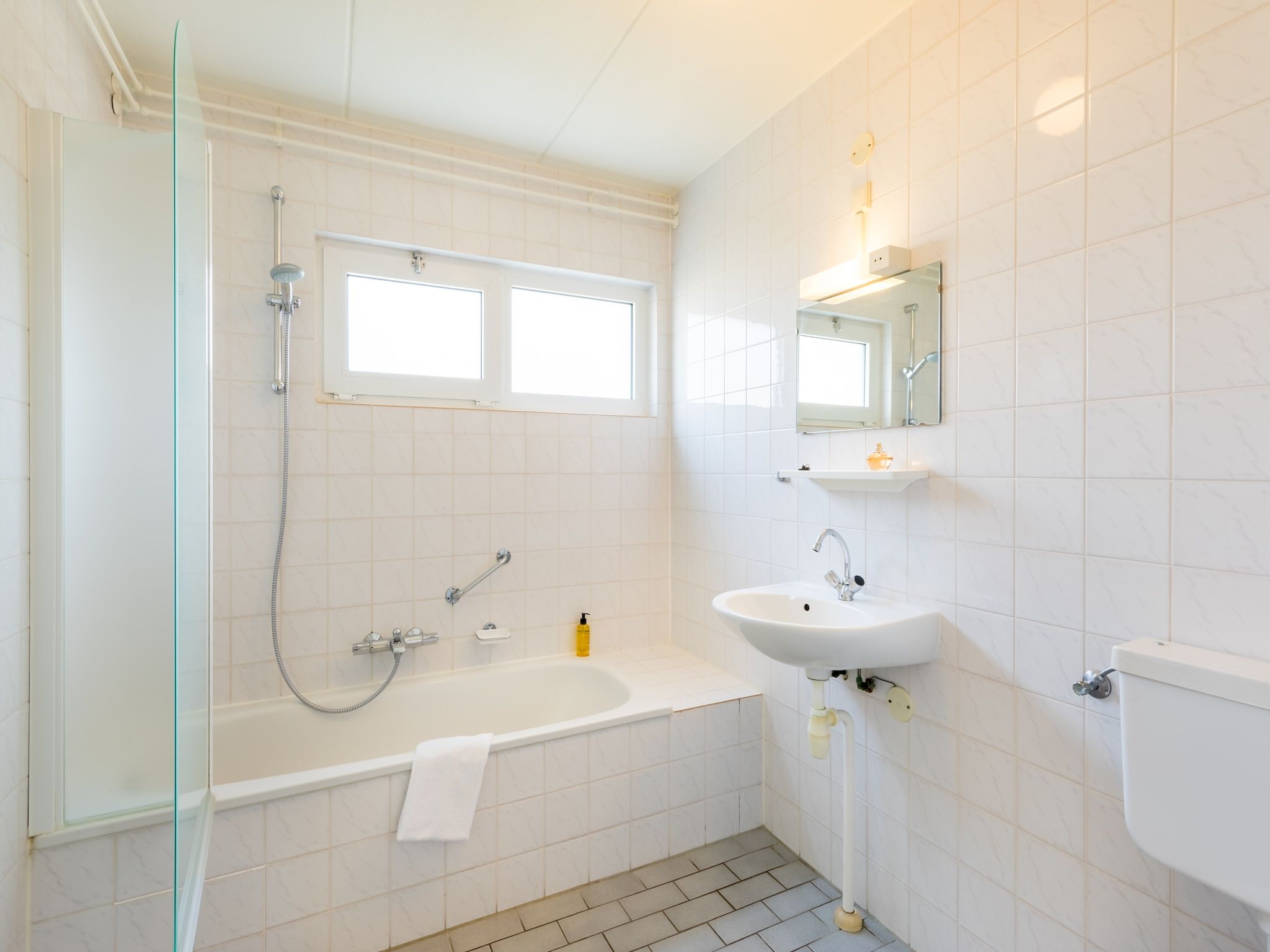 De badkamer van Vakantiepark Hunzedal 5 in Borger