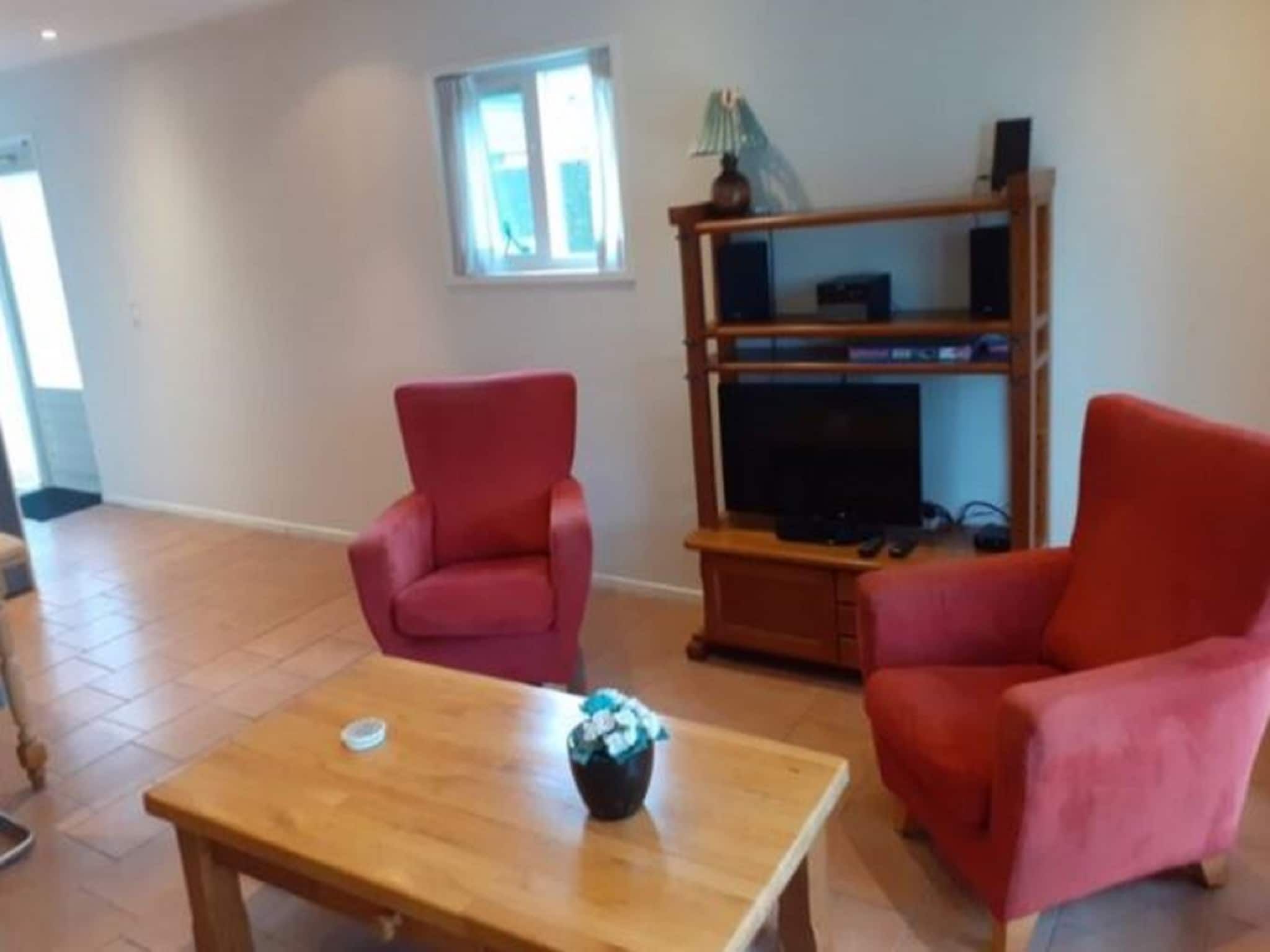 De woonkamer van Singelhoeve in Fochteloo