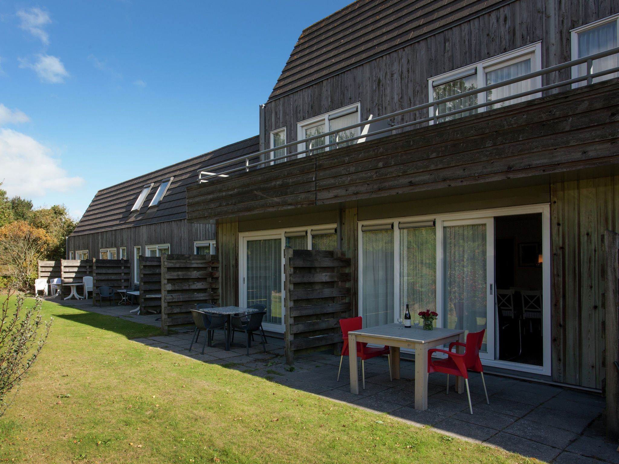 Het terras van Zandlust in Ameland