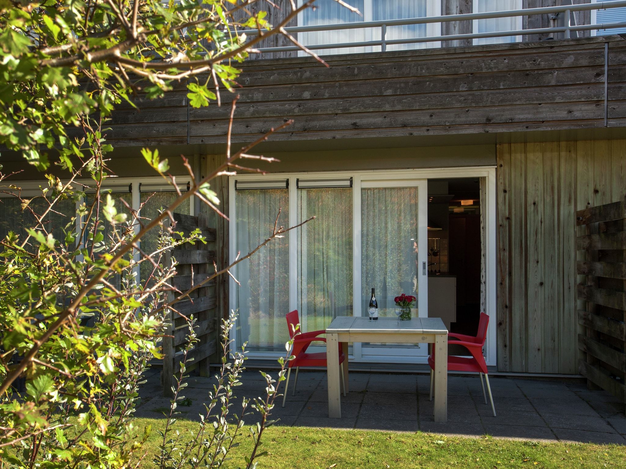 Het terras van Zandlust in Ameland