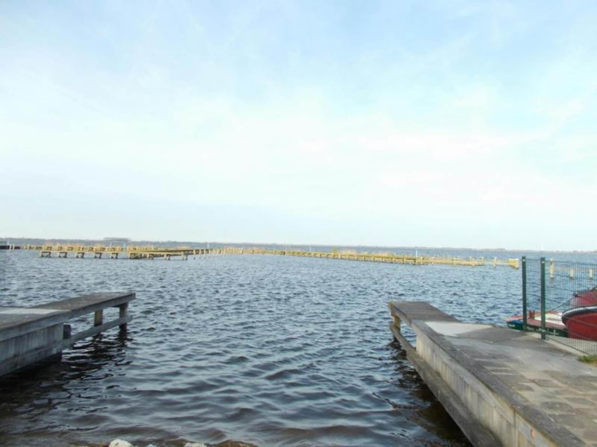 De omgeving van Huize Lewis in Balk