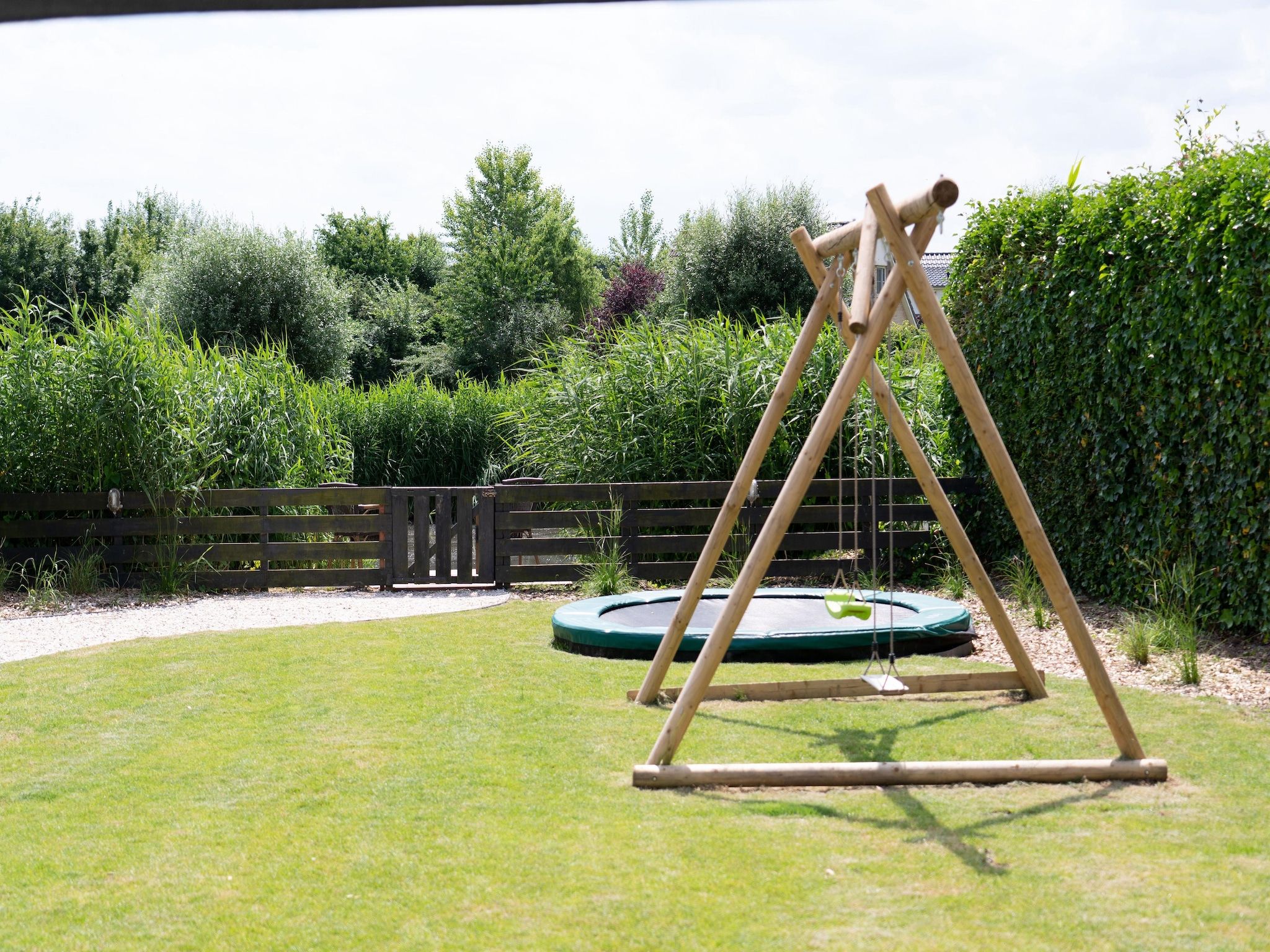 De tuin van Buitenplaats Enjoy in Zeewolde