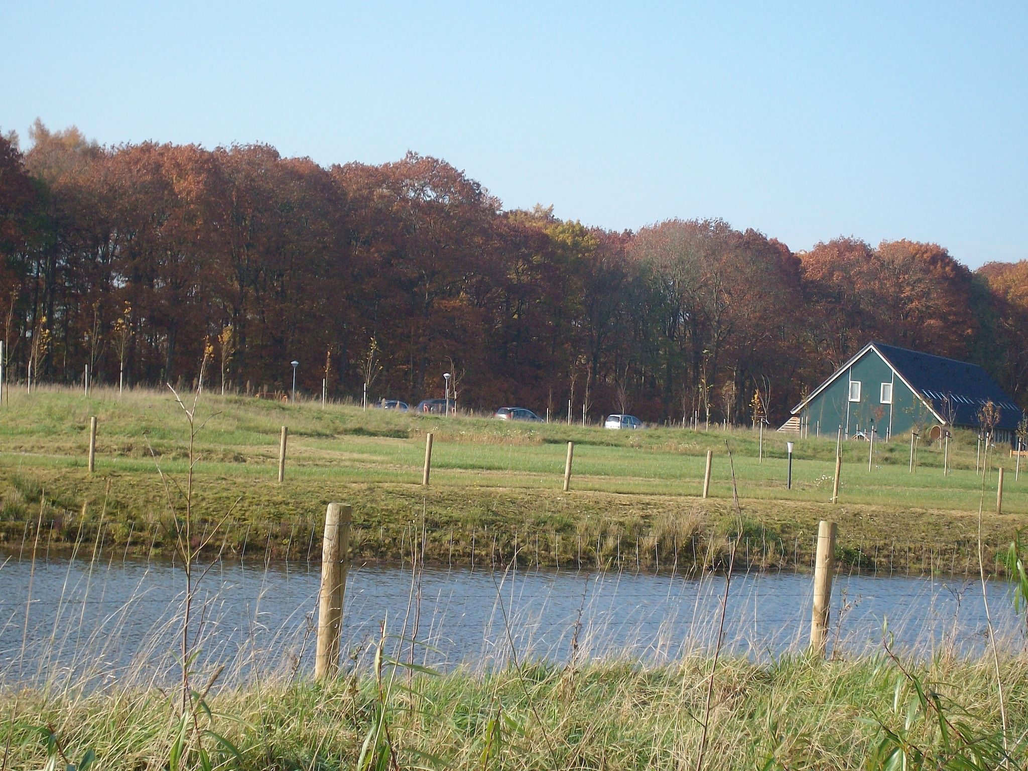 De tuin van Vakantiepark Horsetellerie 1 in Hardenberg (rheezerveen)