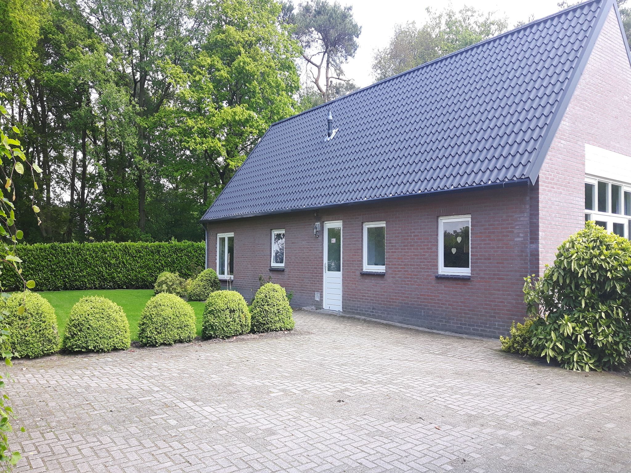 De buitenkant van de Lansert in Vessem