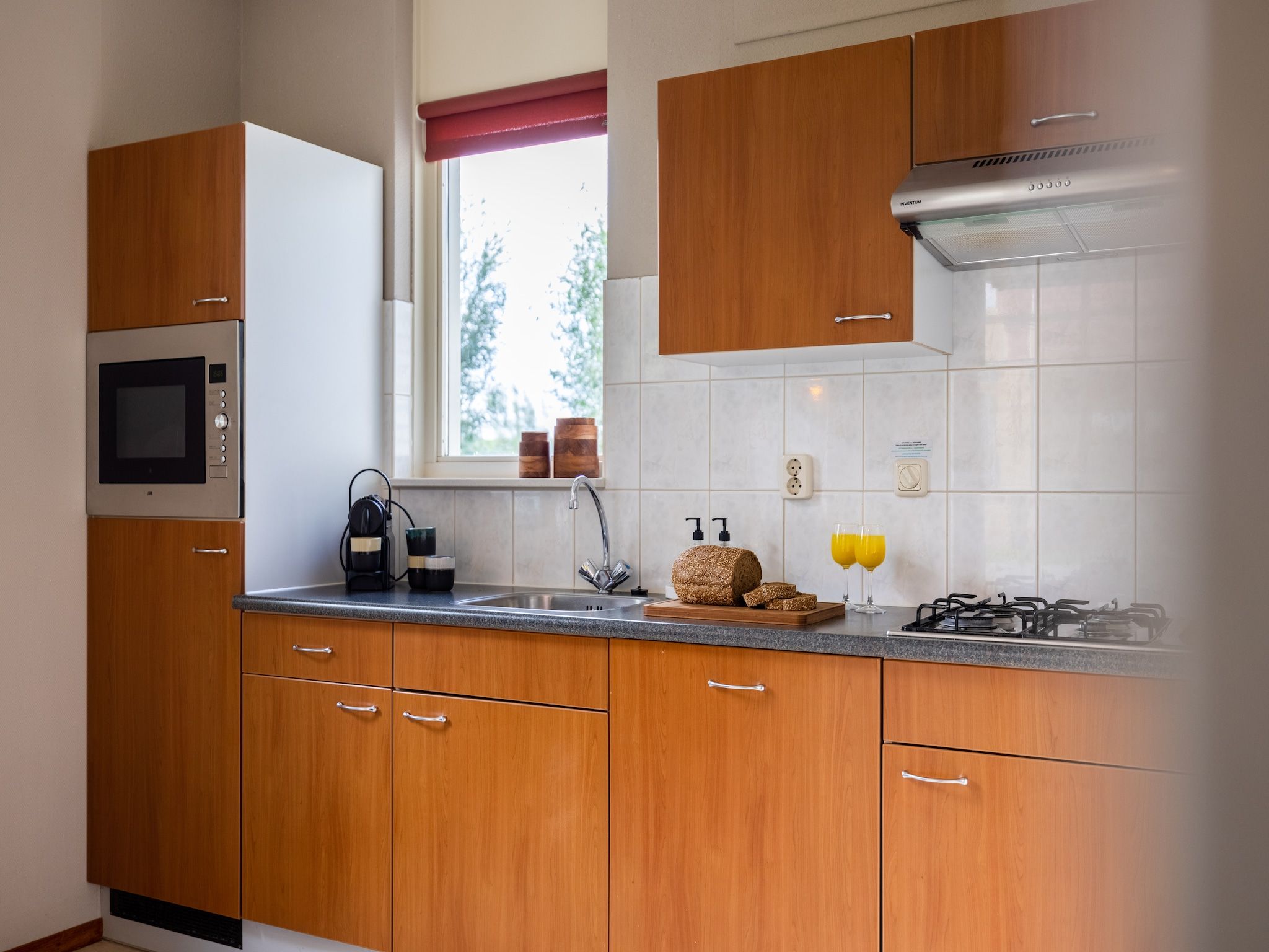 De keuken van Villavakantiepark IJsselhof 2 in Andijk