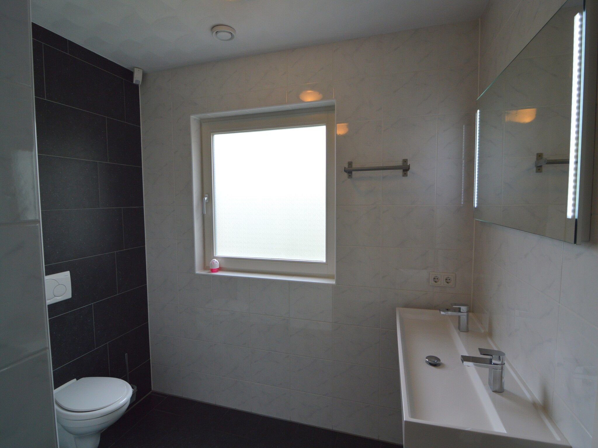 De badkamer van Het Schafthuis in Valkenswaard