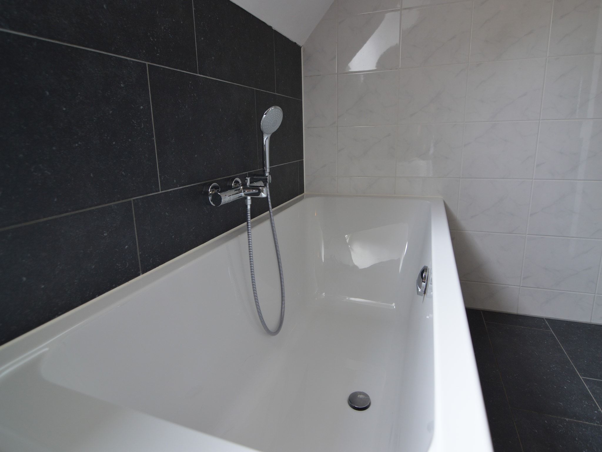 De badkamer van Het Schafthuis in Valkenswaard