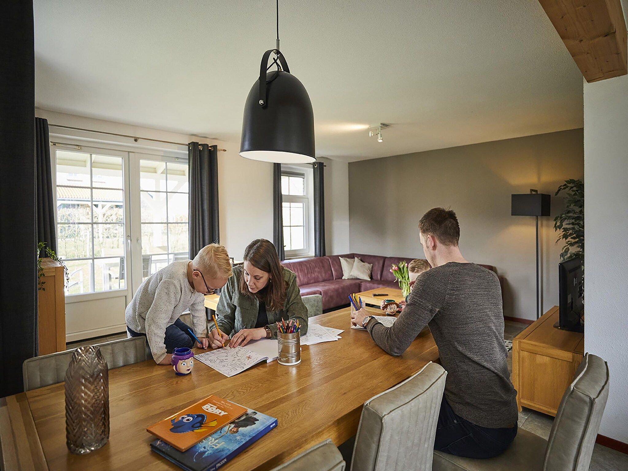 De eetkamer van Buitenhof De Leistert 13 in Roggel