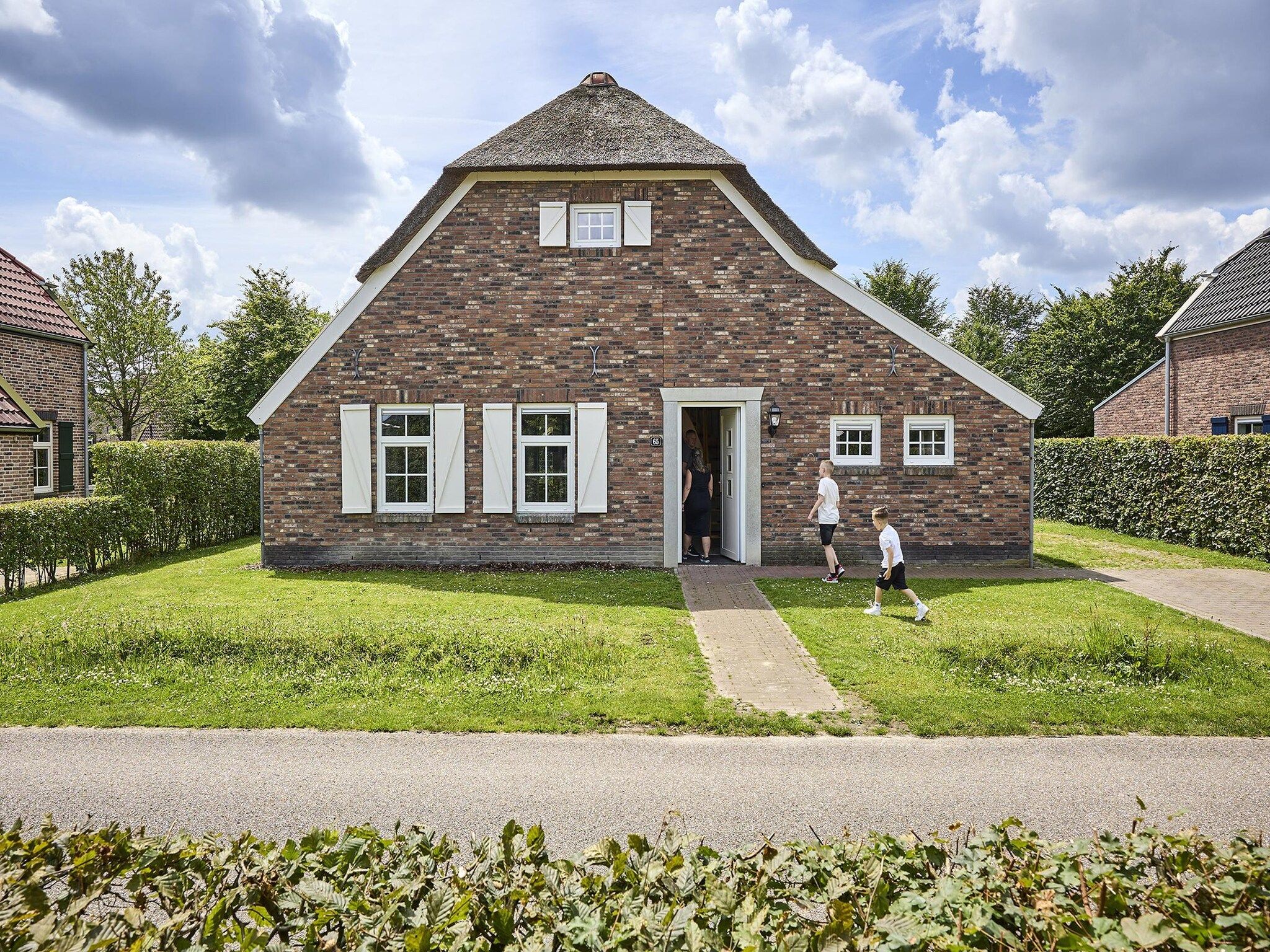 De buitenkant van Buitenhof De Leistert 10 in Roggel