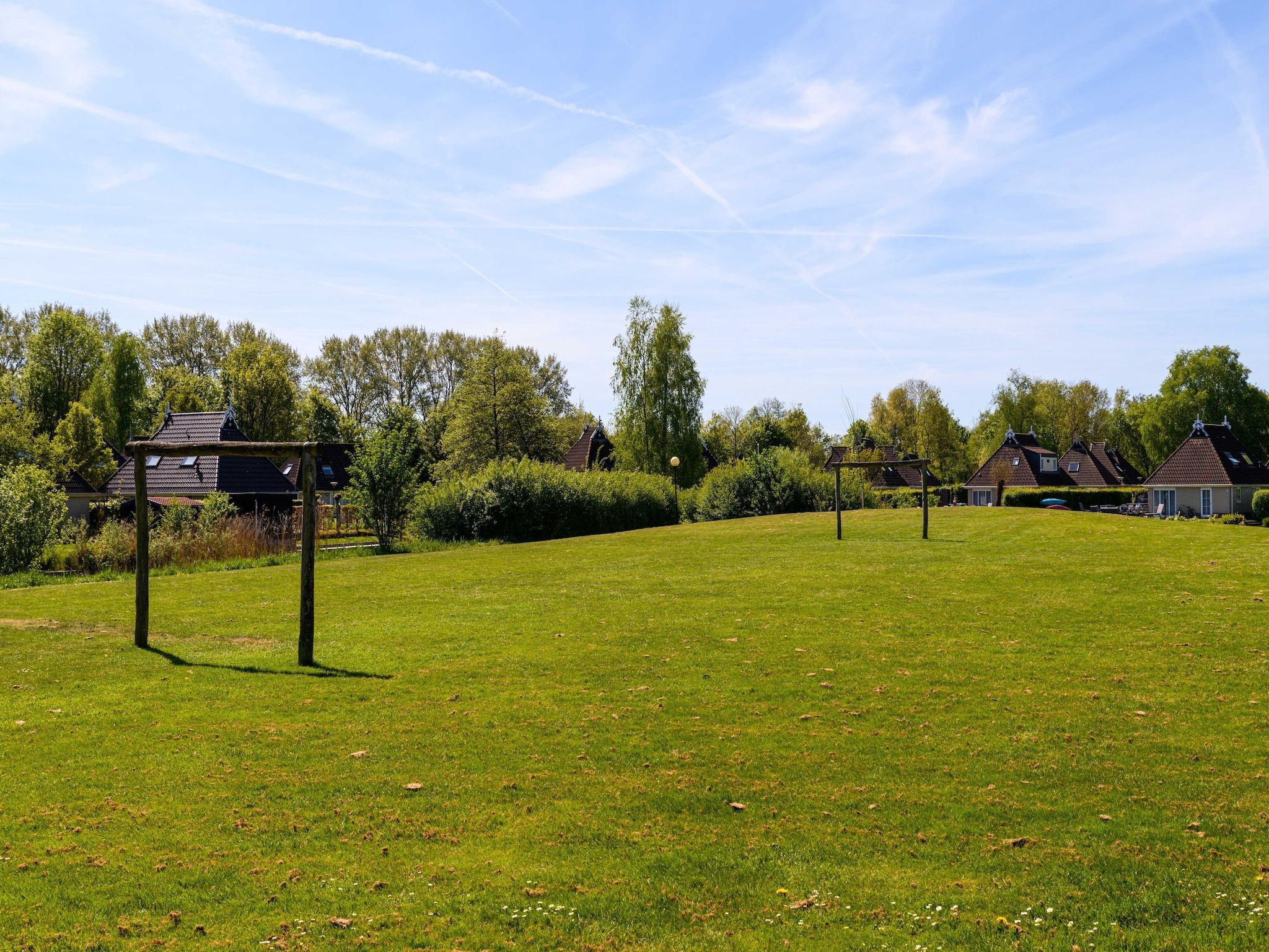 Parkfaciliteiten bij Buitenplaats It Wiid 1 in Eernewoud