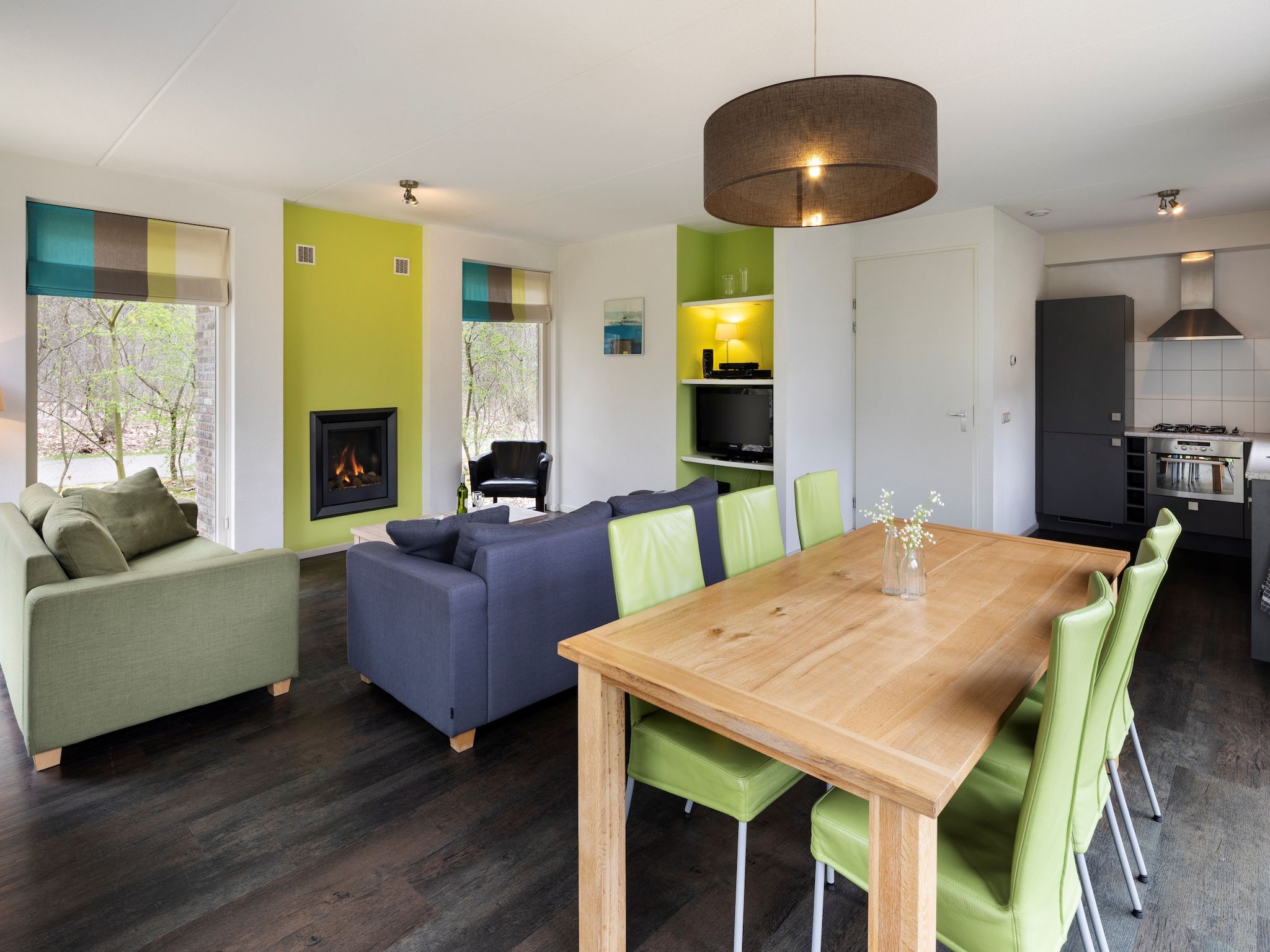 De eetkamer van Marke van Ruinen 3 in Ruinen