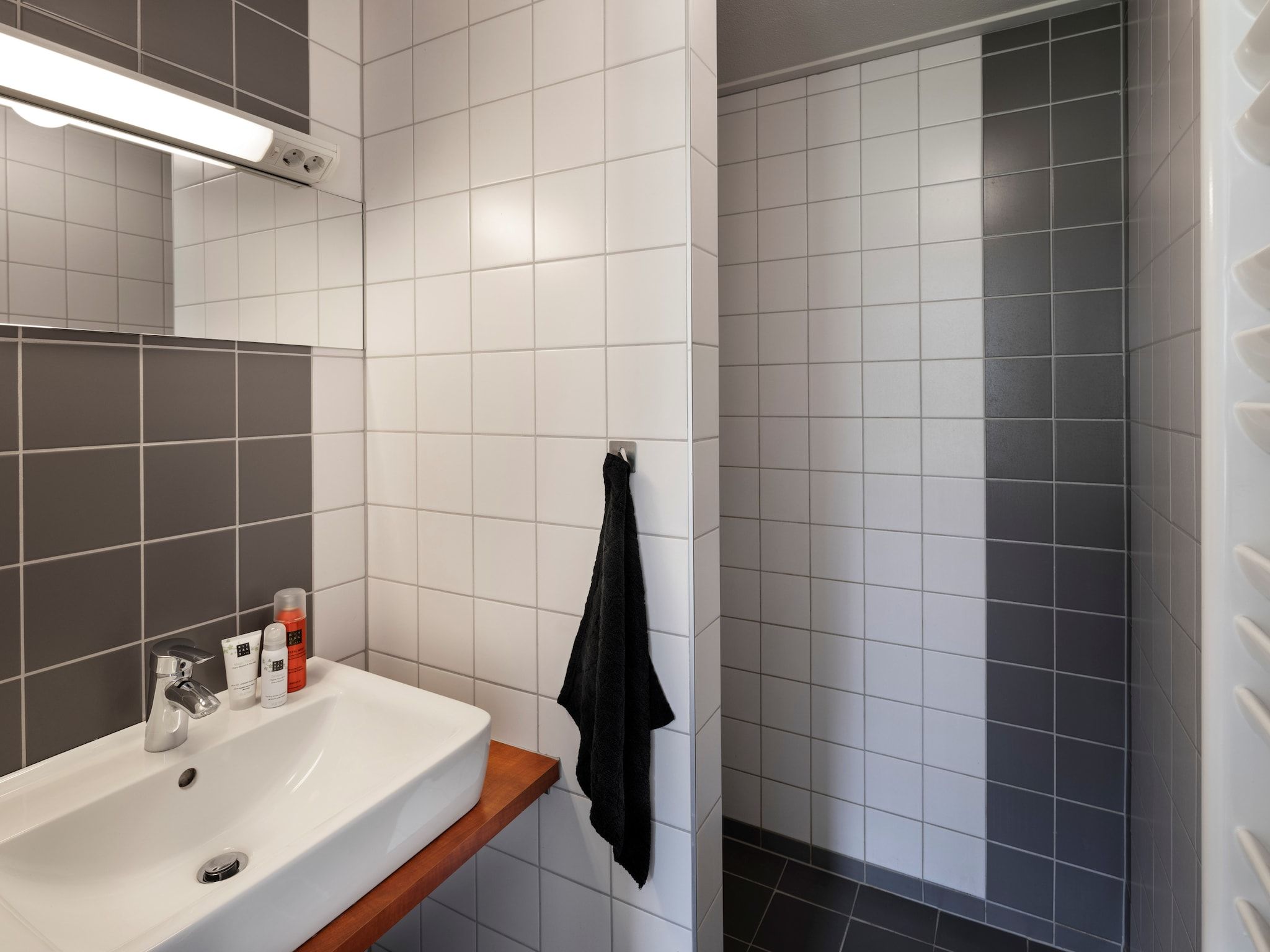 De badkamer van Marke van Ruinen 1 in Ruinen