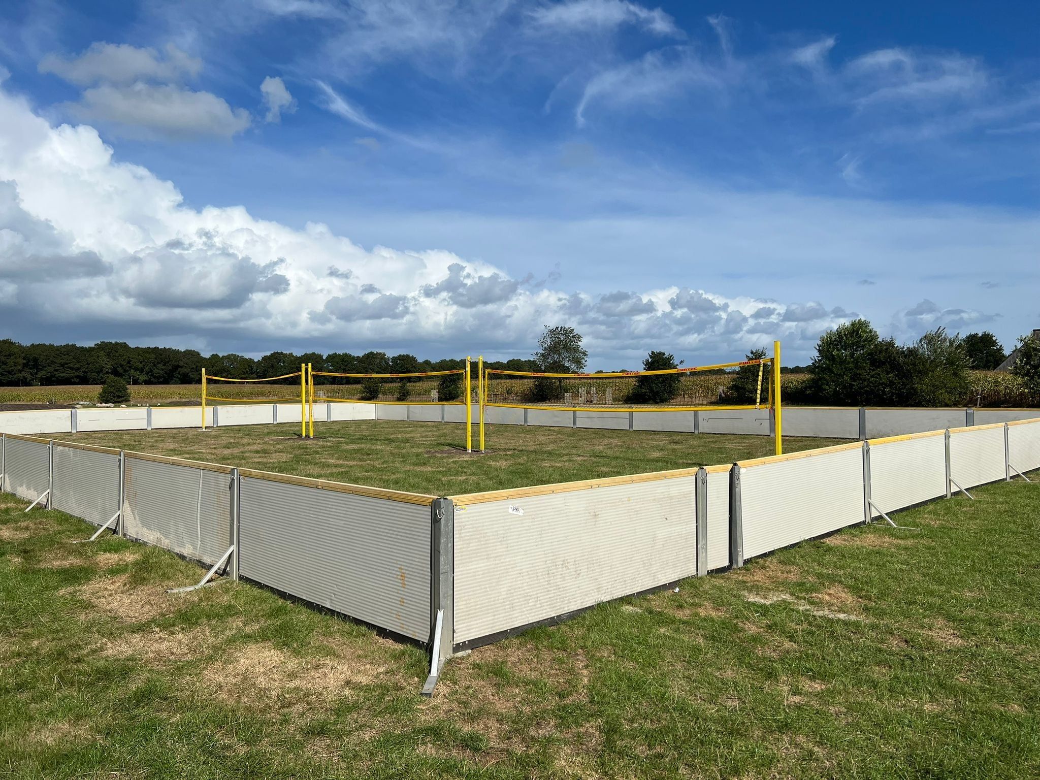 Parkfaciliteiten bij Villapark De Weerribben 4 in Paasloo