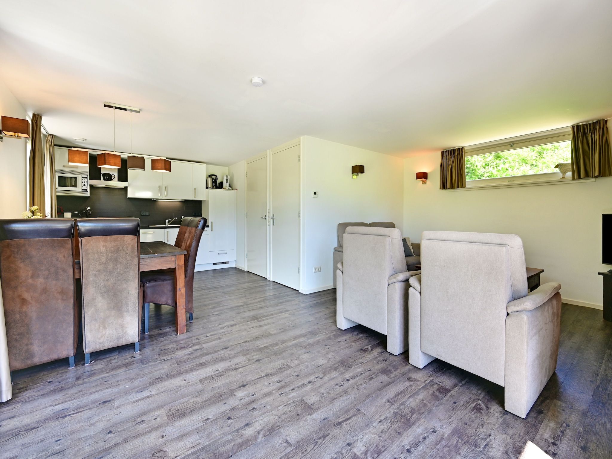 De woonkamer van Veldzicht in Reutum-Weerselo