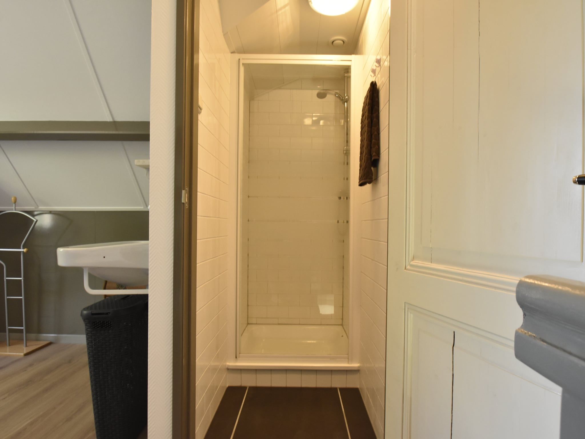 De badkamer van Harrekidee in Sint Maartensbrug