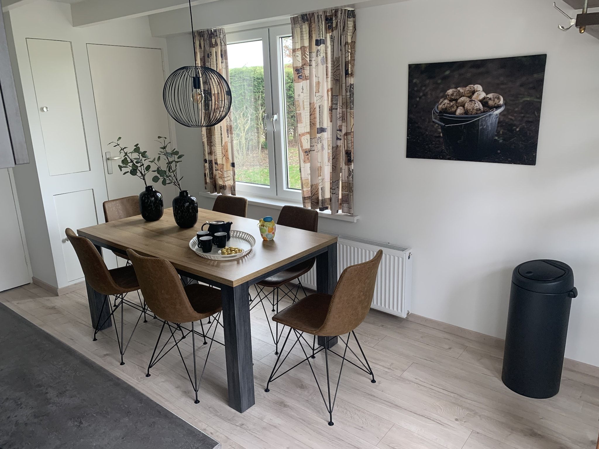 De eetkamer van De Notenweide in Zonnemaire