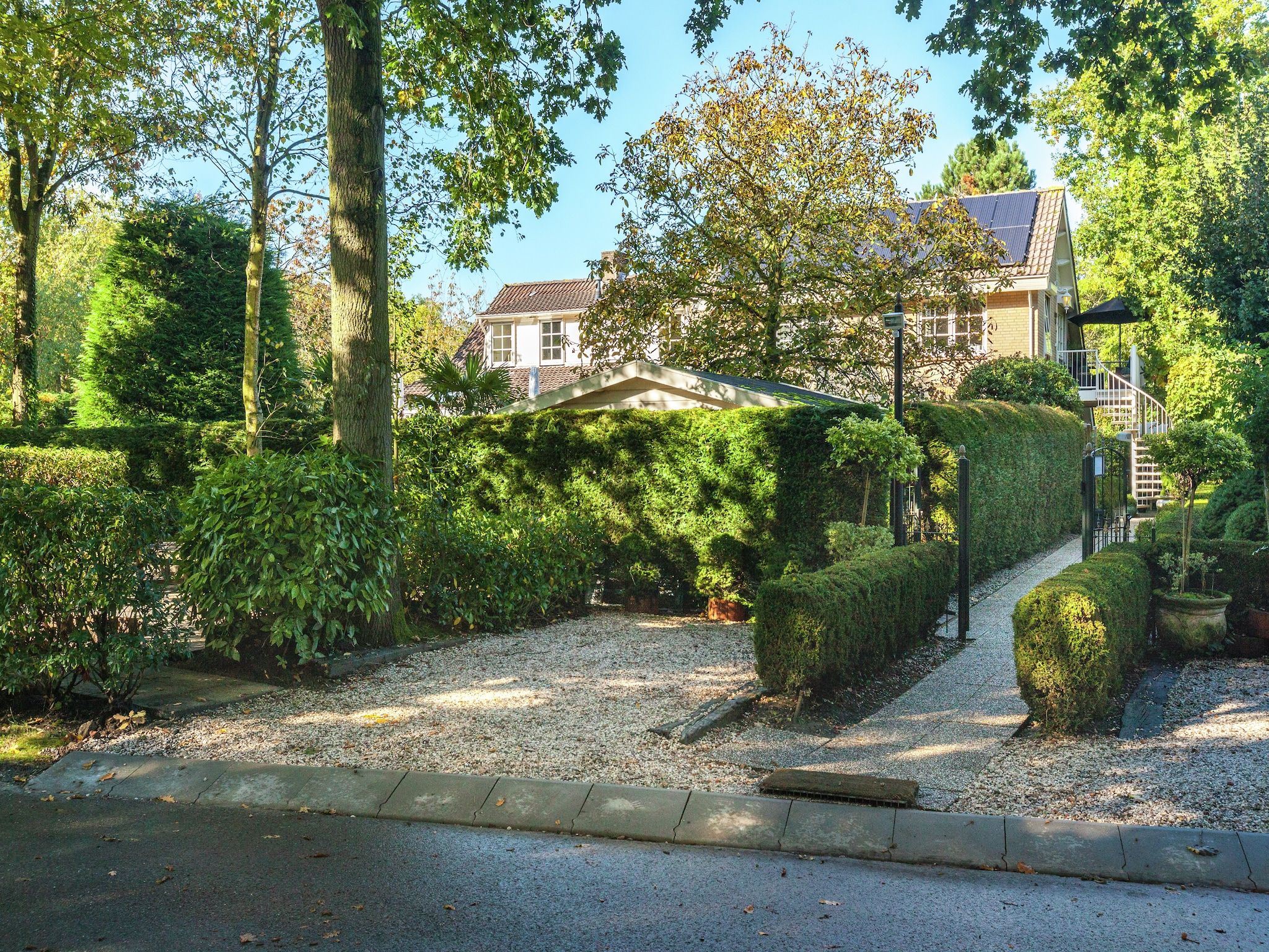 De buitenkant van Twee Duinen in Oostkapelle