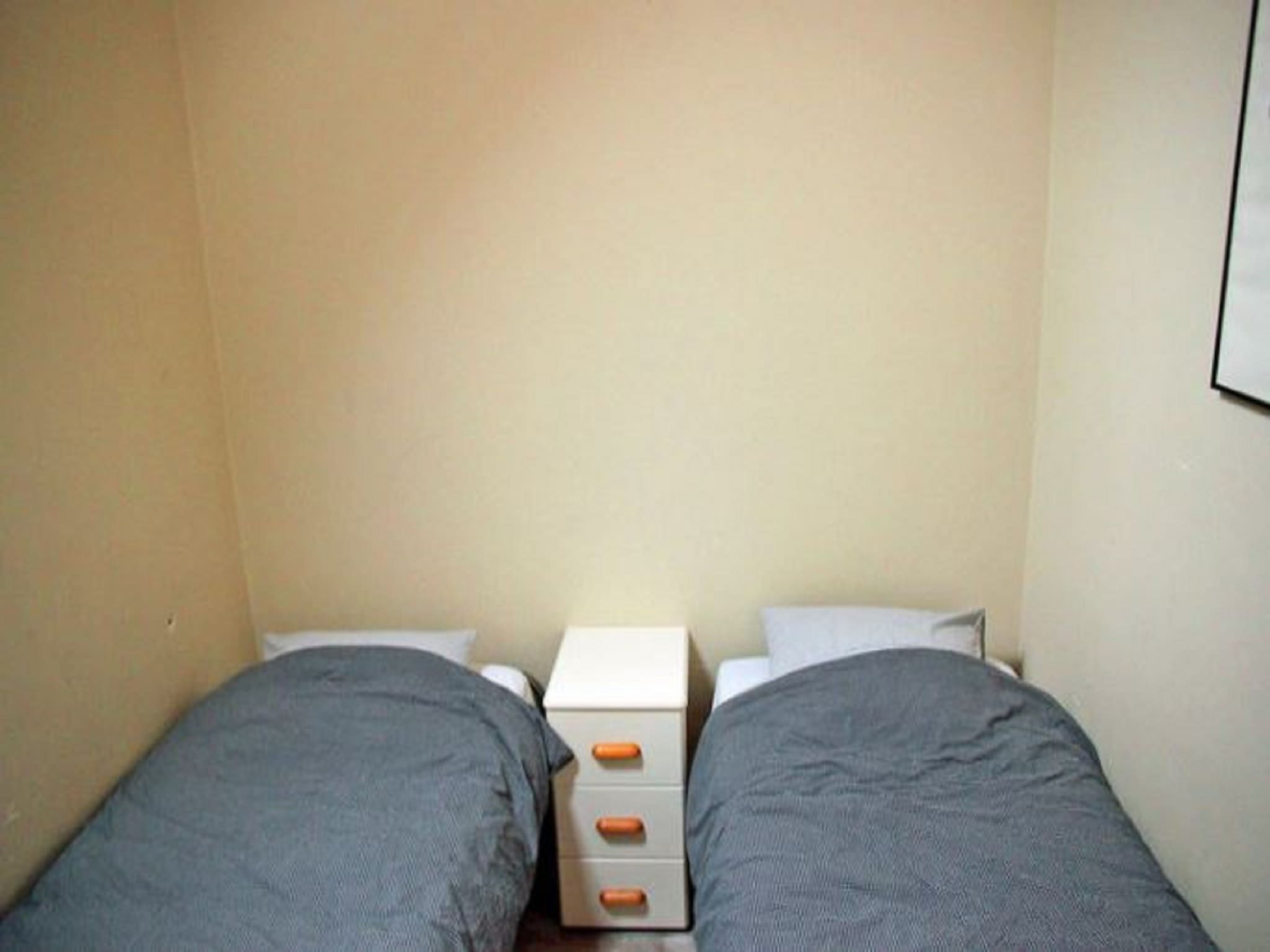 Een slaapkamer van Helmgras I in Egmond aan zee