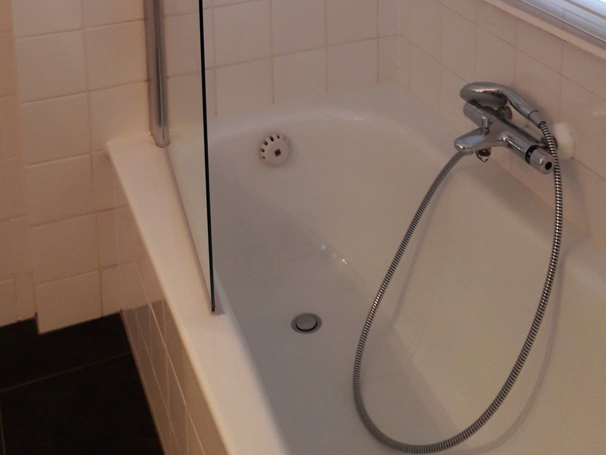 De badkamer van Fancy in Groet