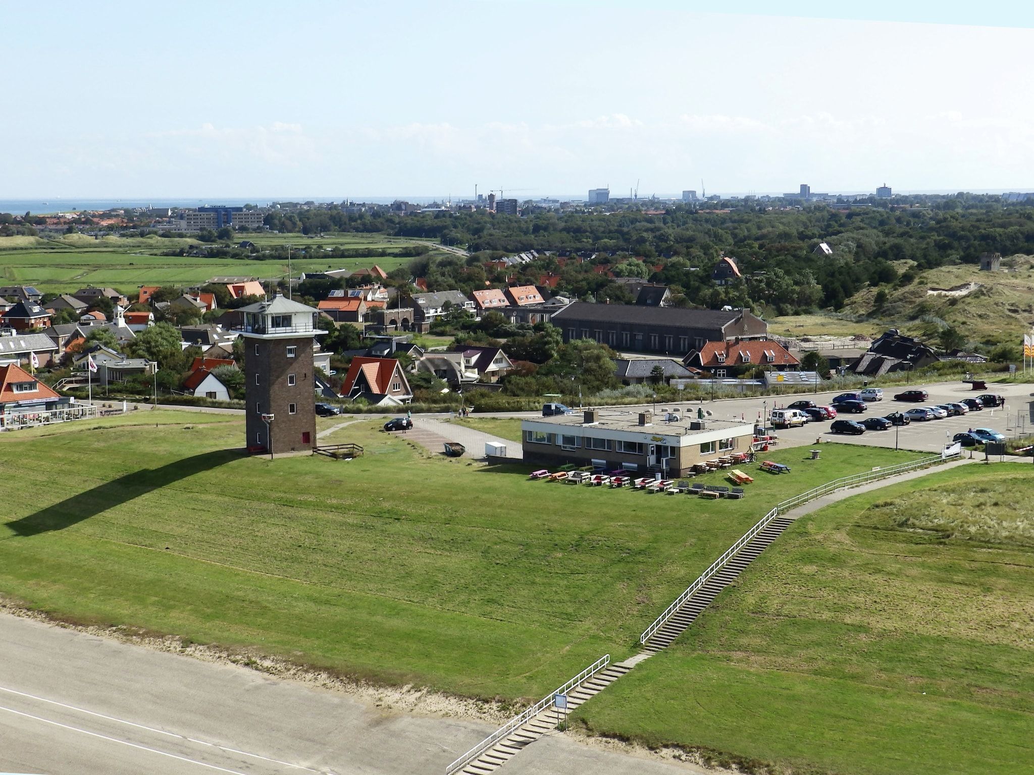 De Kustwachttoren in Huisduinen - Foto 18 van 23