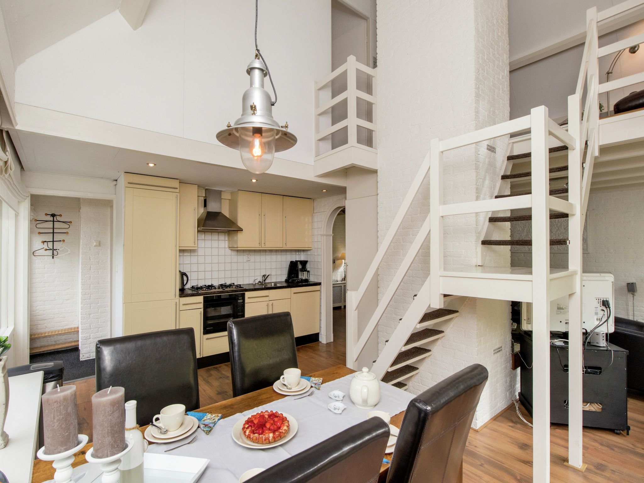 De eetkamer van Como in Noordwijkerhout