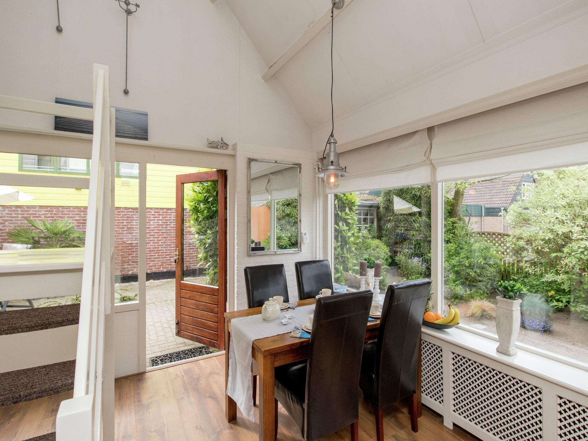 De eetkamer van Como in Noordwijkerhout