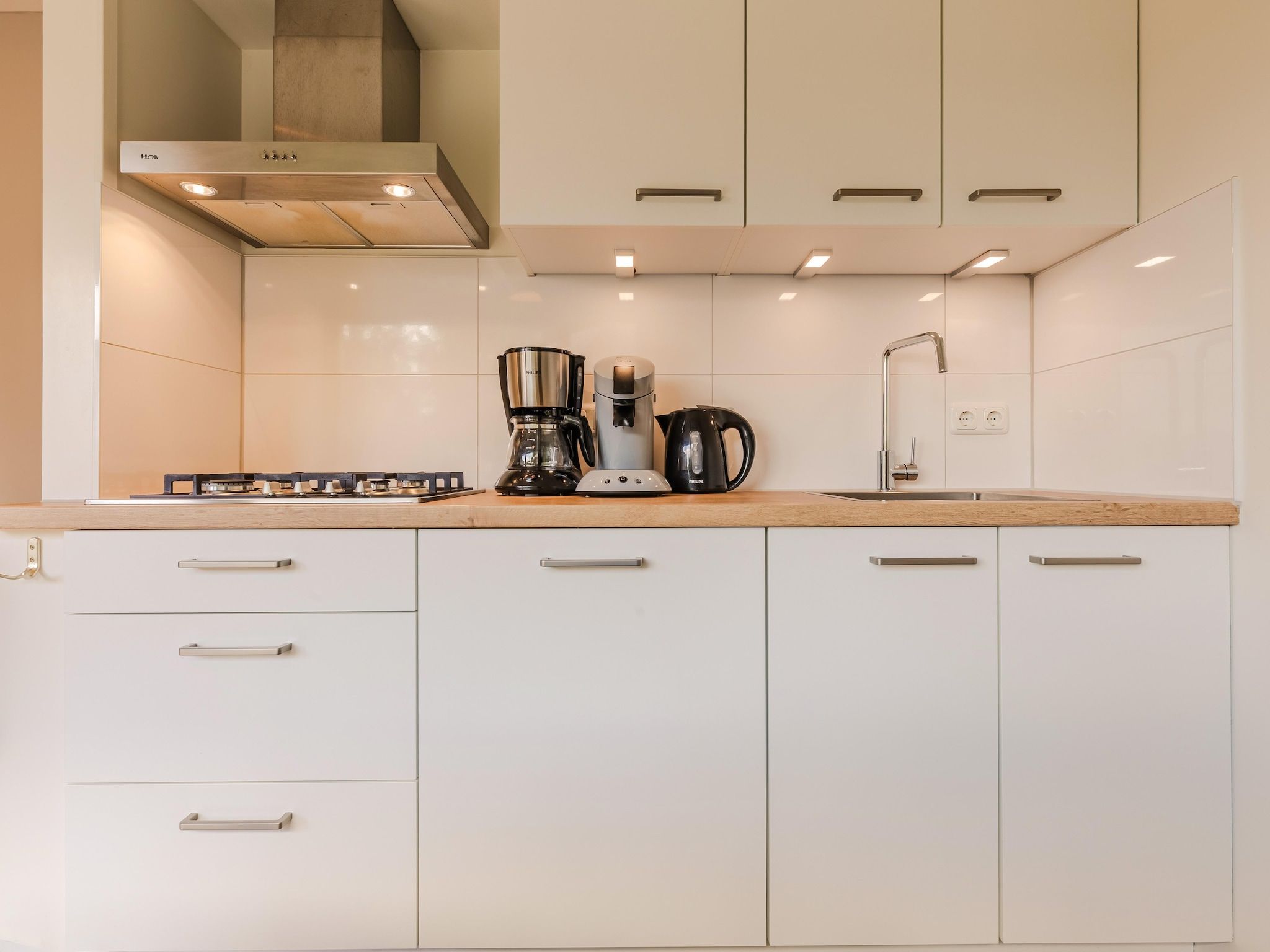De keuken van Bungalowpark Schin op Geul 3 in Walem