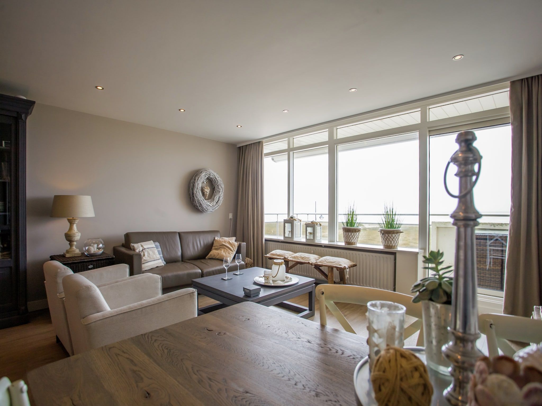 De woonkamer van Zeearend Boulevard in Noordwijk aan Zee