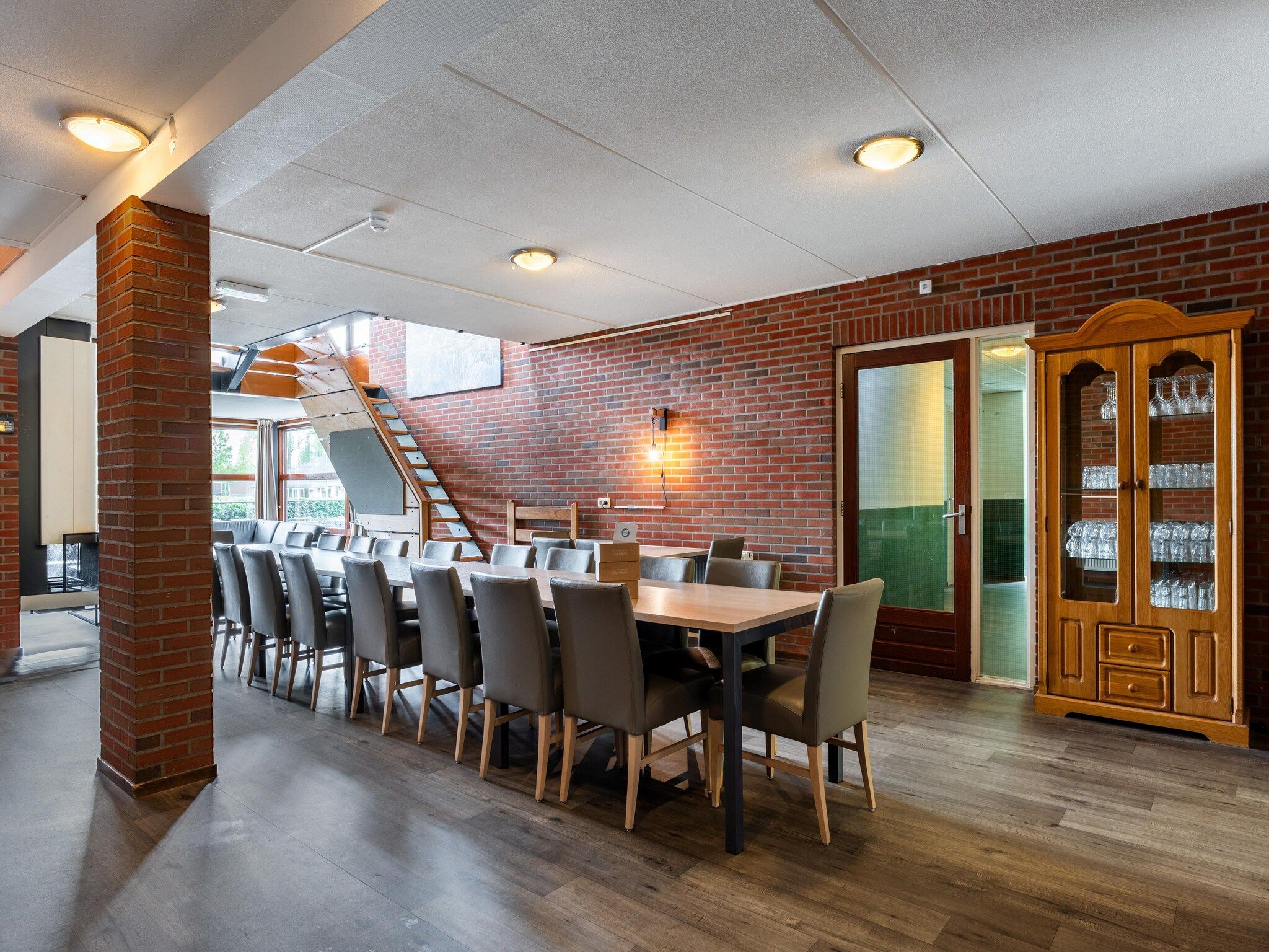 De eetkamer van Hunzepark 10 in Gasselternijveen