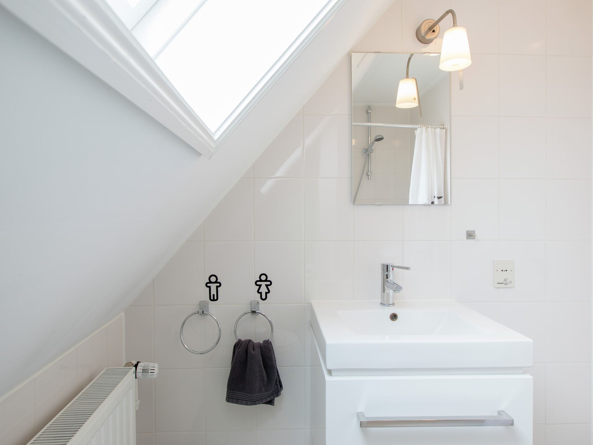 De badkamer van Klavertje vier in Harlingen