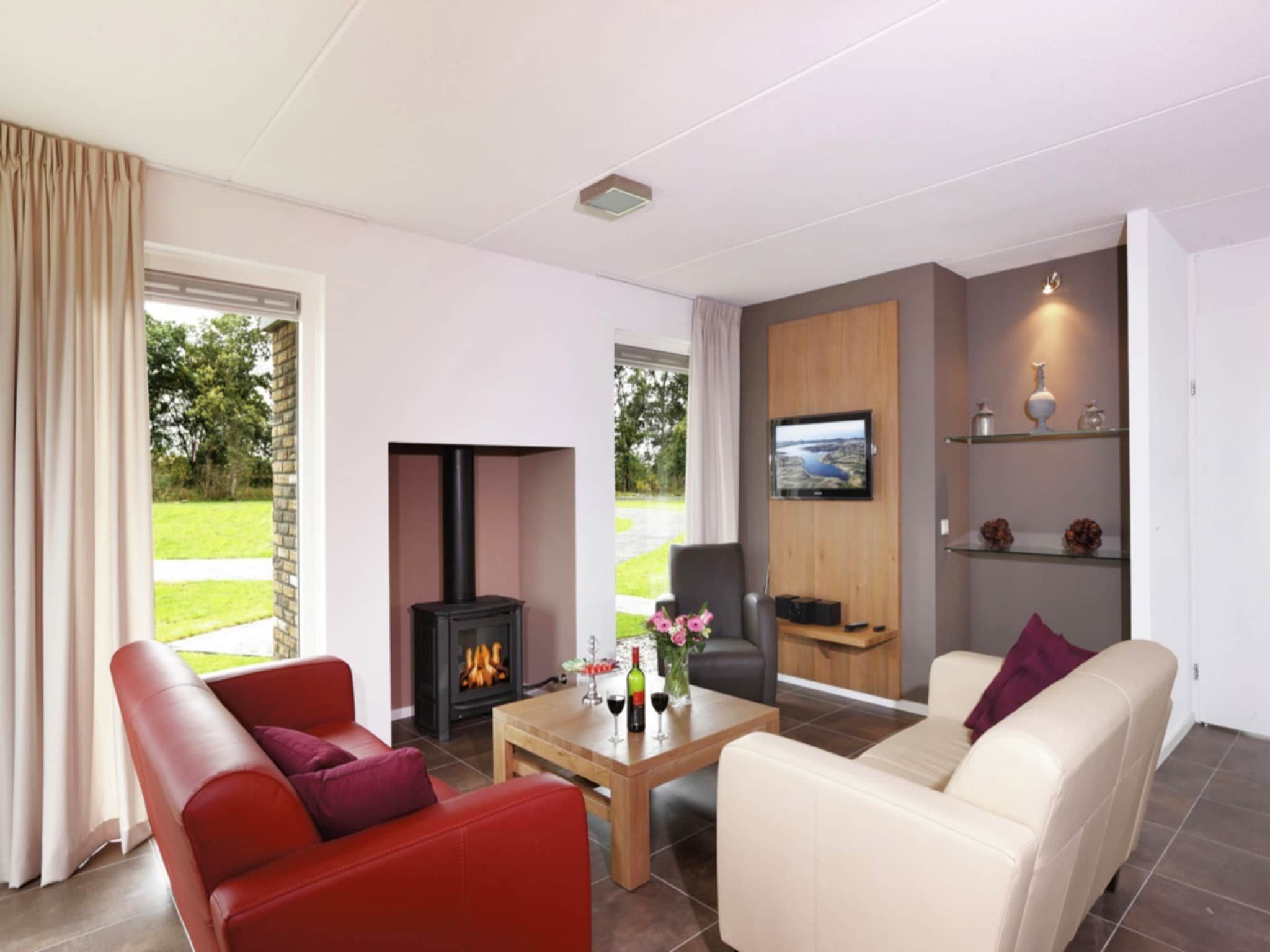 De woonkamer van Villapark Akenveen 1 in Tynaarlo