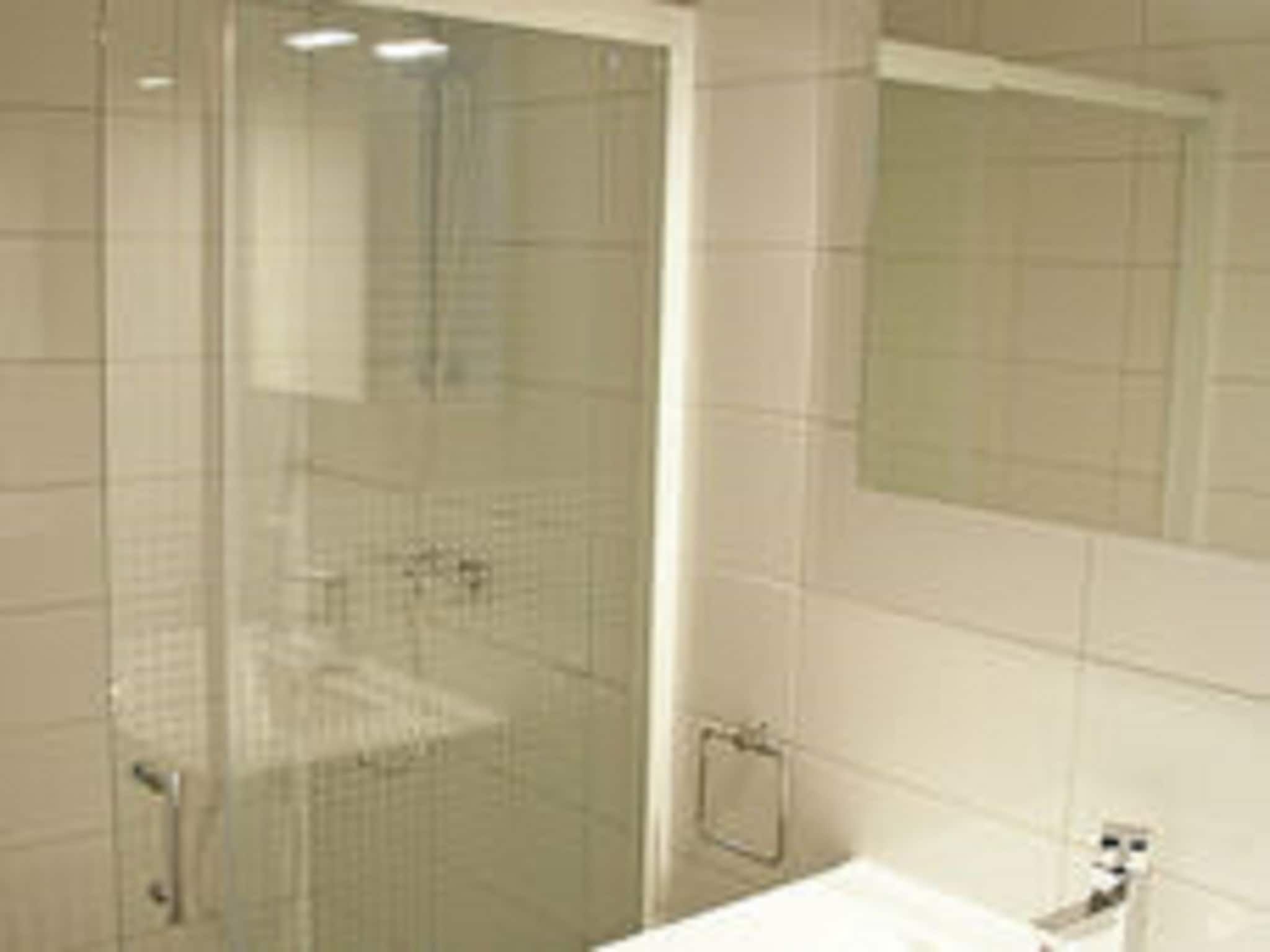 De badkamer van Sunny Oosterschelde in Kattendijke