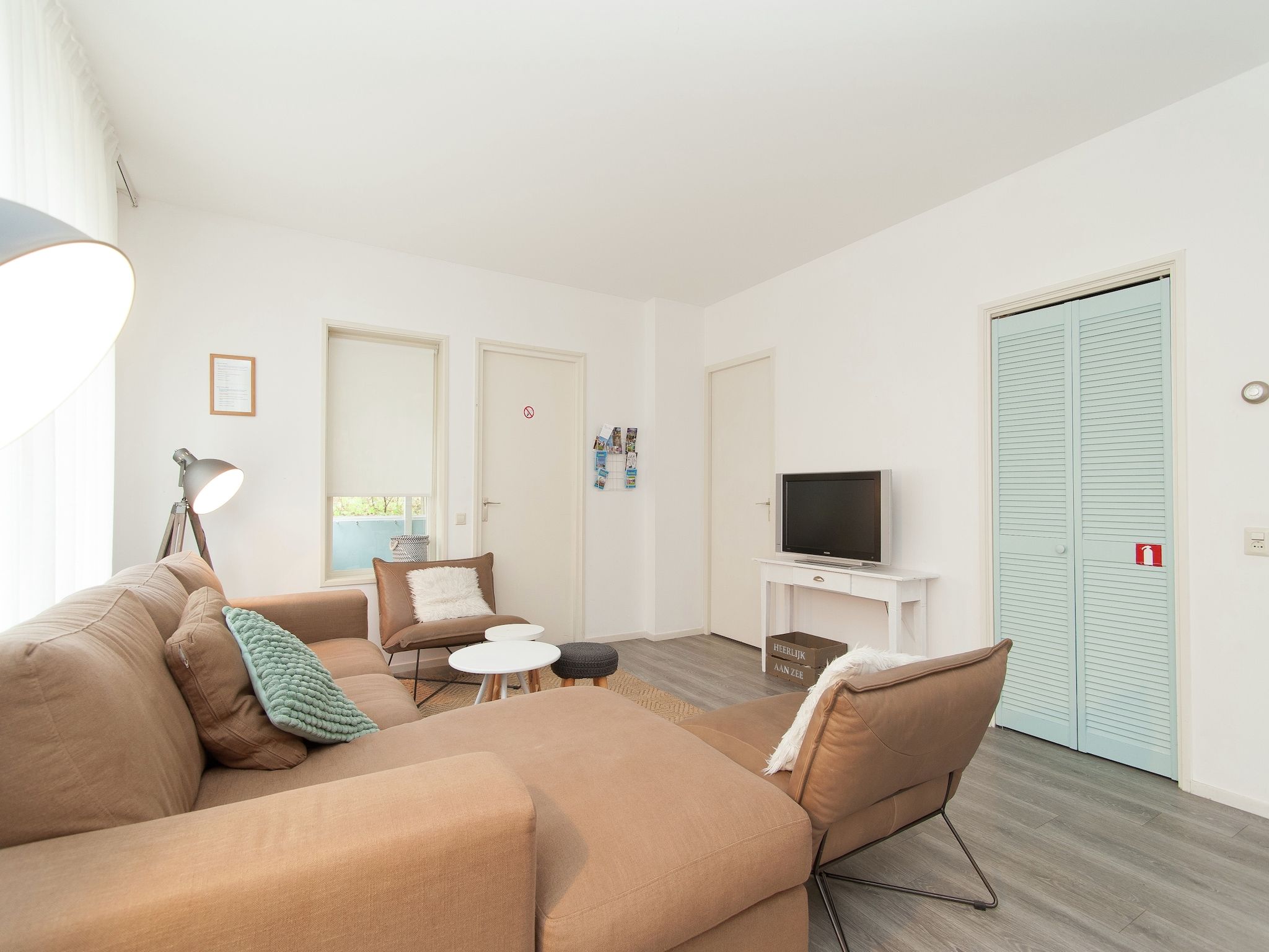 De woonkamer van Huize Glory Parel in Bergen aan zee