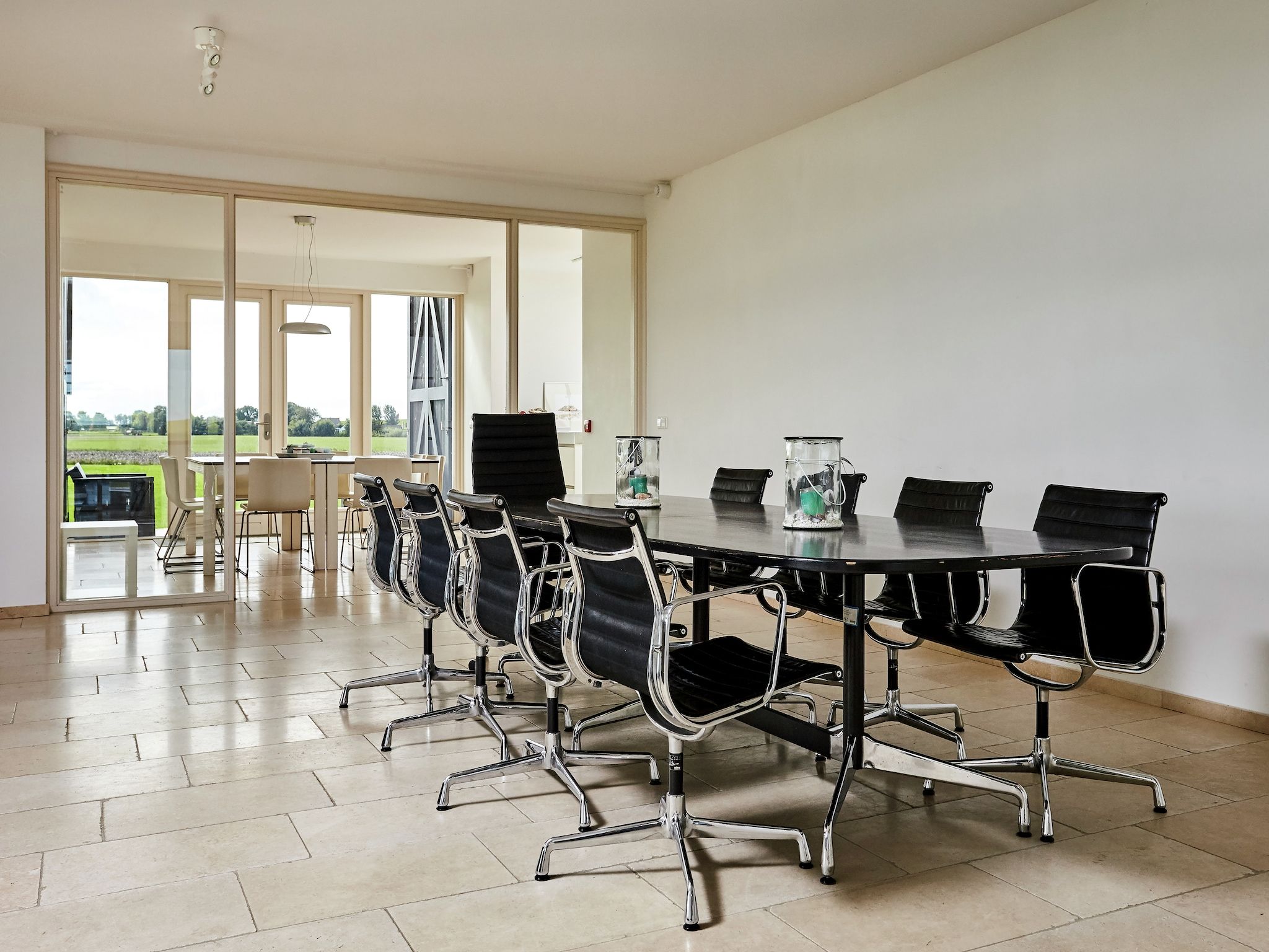 De woonkamer van Landhuis Wad Anders in Wierum