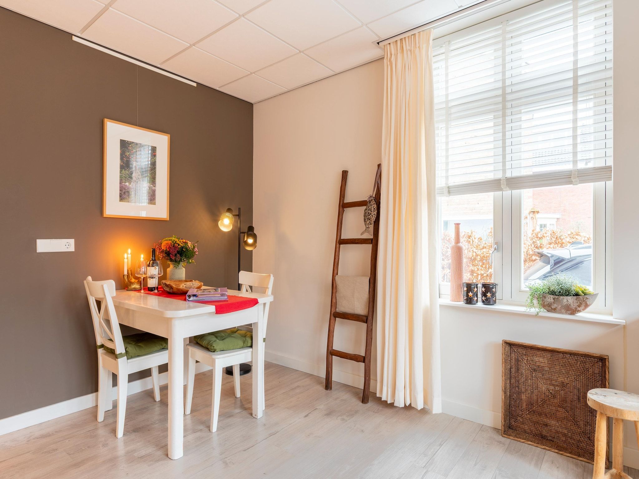 De eetkamer van Hof van Craeck I in Bergen