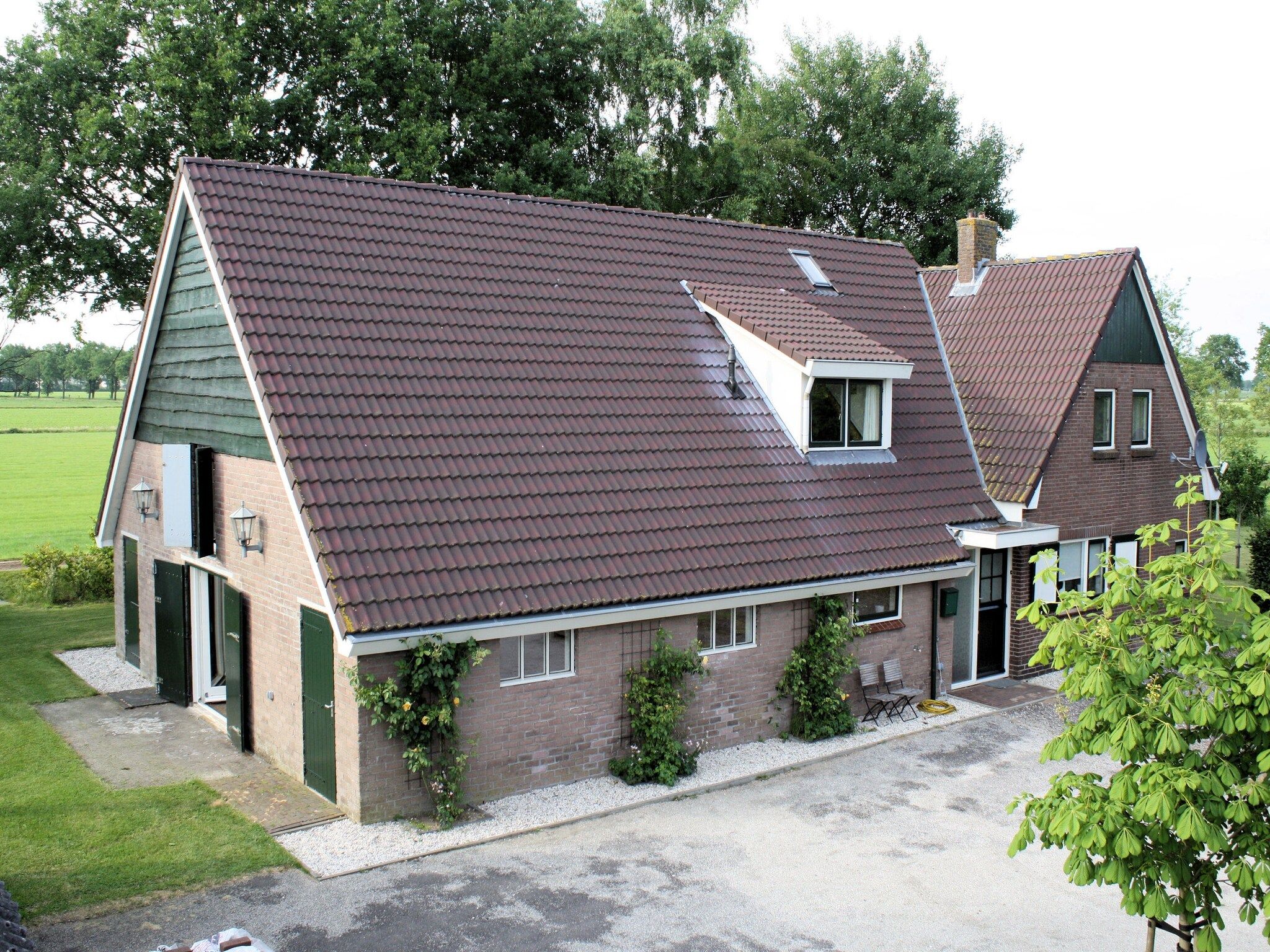 De buitenkant van Robertushoeve in Dalfsen