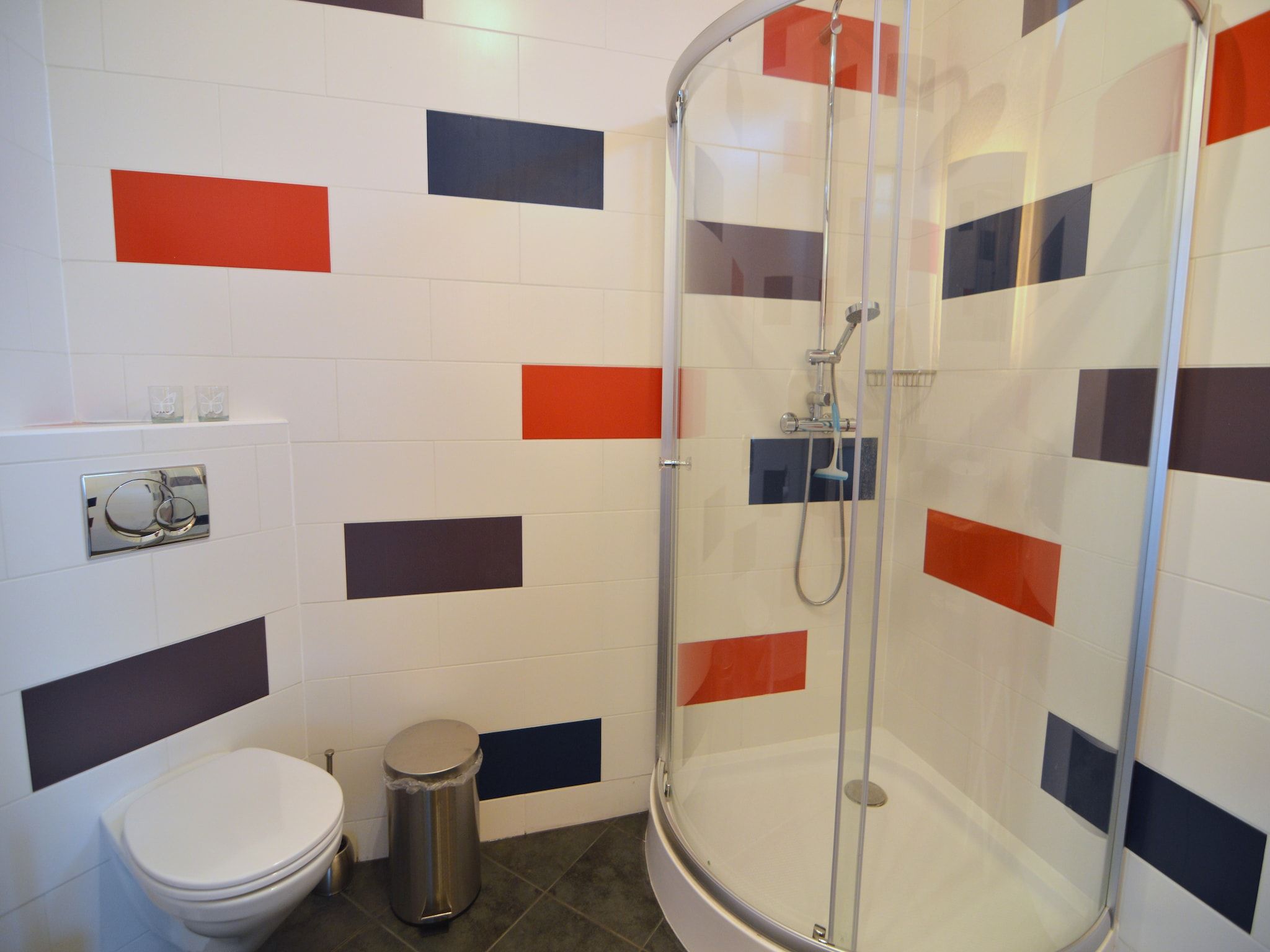 De badkamer van B en B It Huuske in Easterlittens