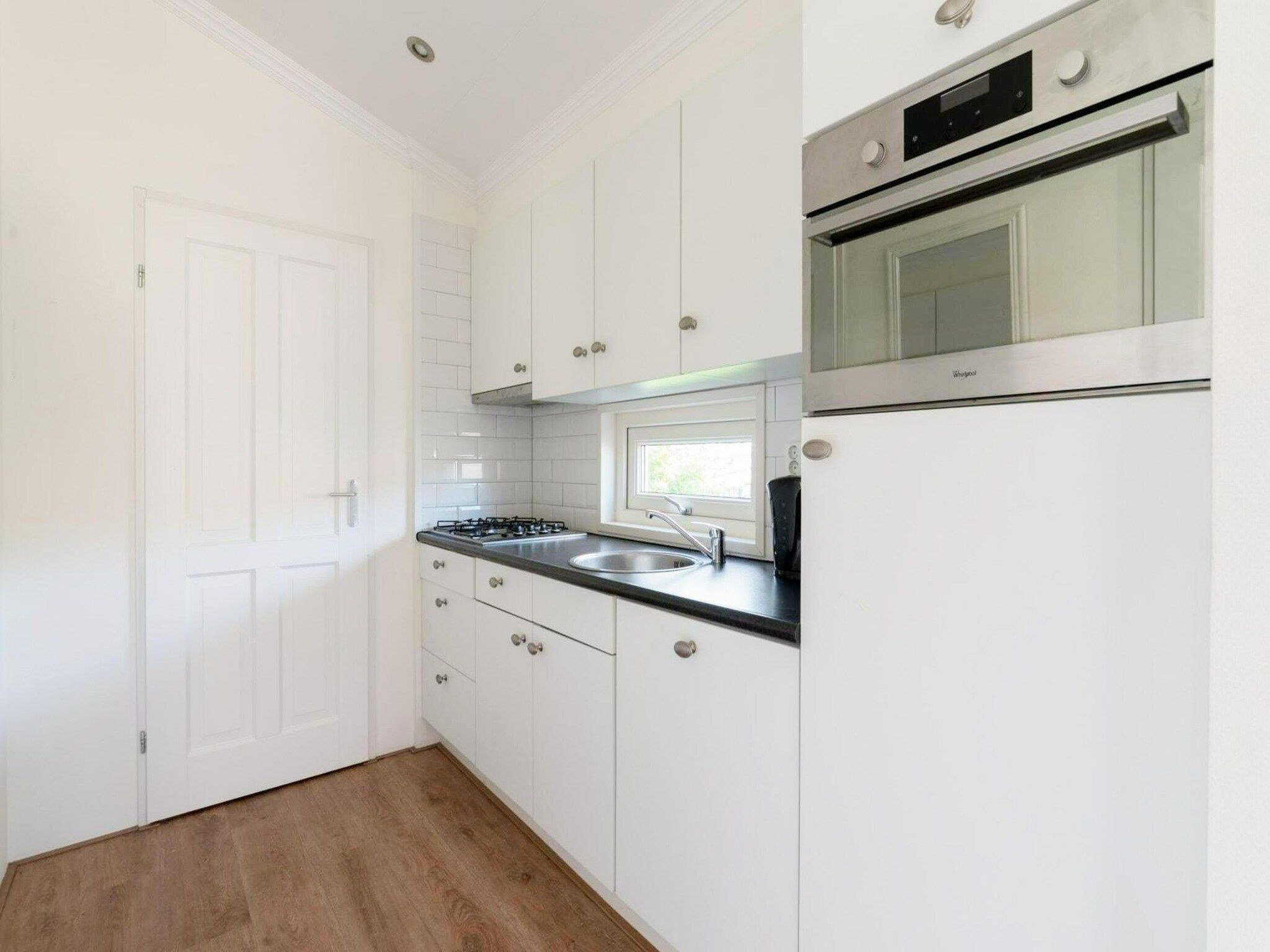 De keuken van De Edammer  6 personen in West-Graftdijk