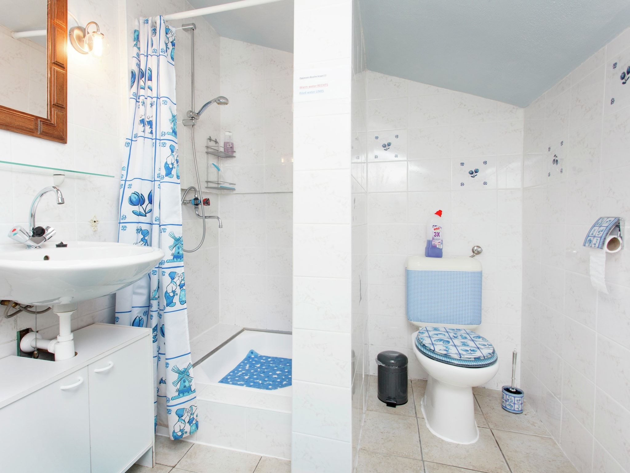 De badkamer van Bi-j Moppe Door in Nederweert Eind