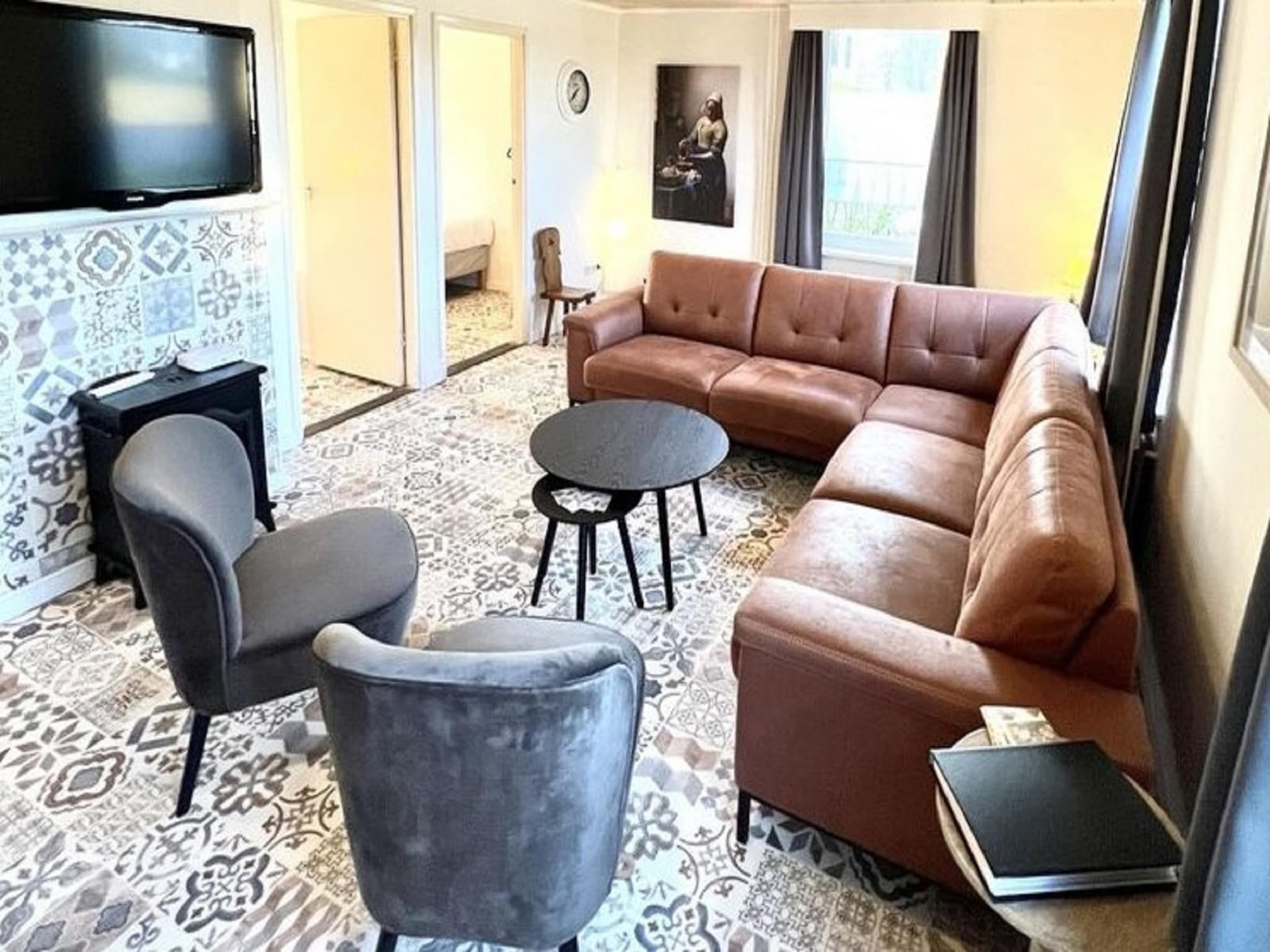 De woonkamer van Bi-j Moppe Door in Nederweert Eind