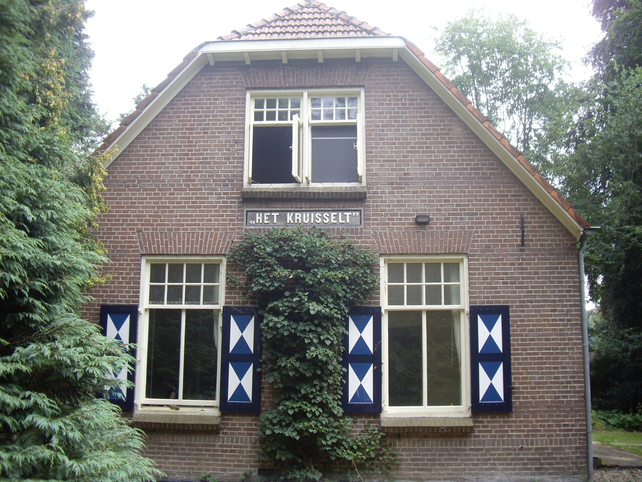 De buitenkant van Het Kruisselt in Zelhem