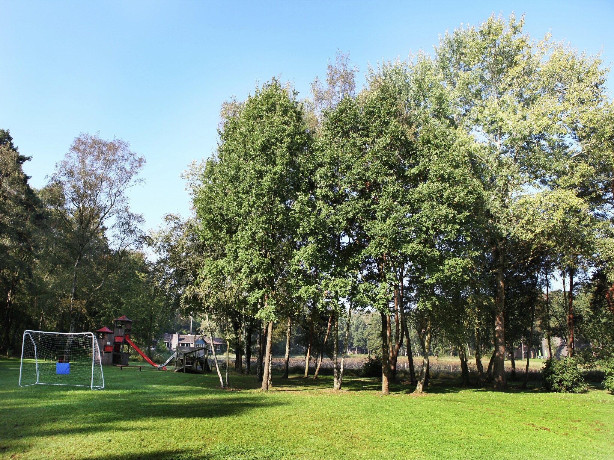 Parkfaciliteiten bij Bungalow 27 in Stramproy