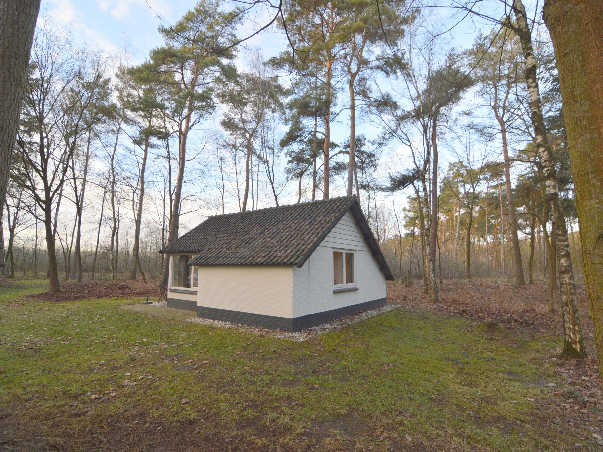 De buitenkant van Bungalow 27 in Stramproy