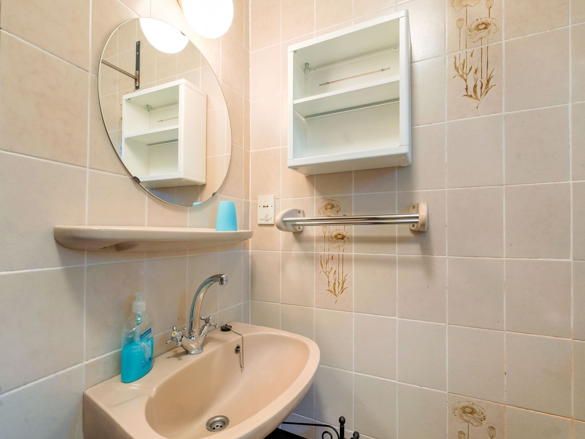 De badkamer van The Forest Cottage in Zorgvlied