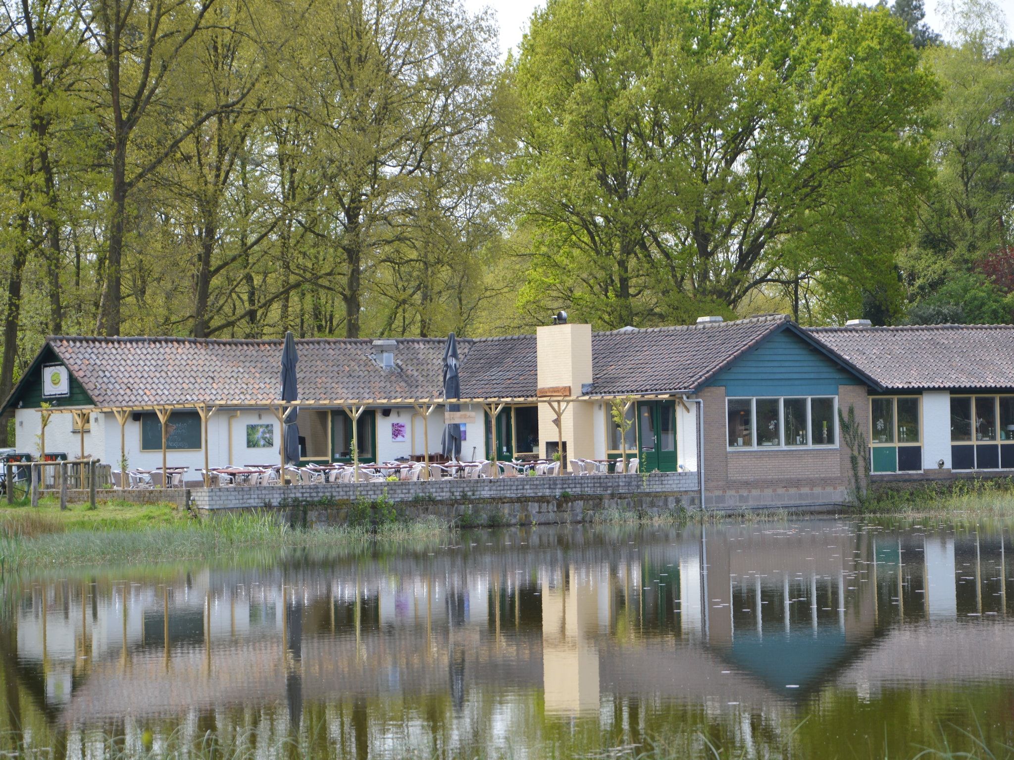 Parkfaciliteiten bij Bungalow 5 in Stramproy