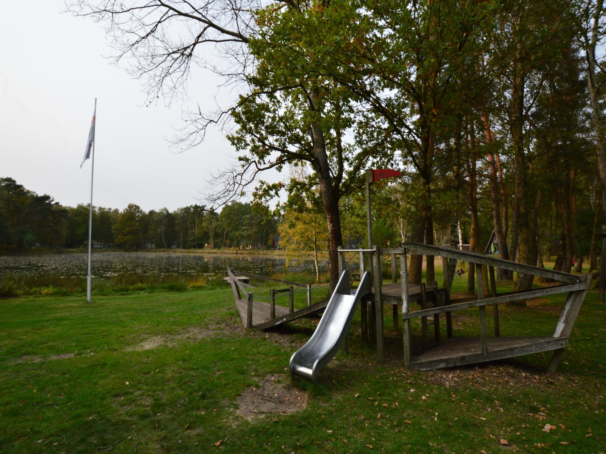 Parkfaciliteiten bij Anjer Bungalow 61 in Stramproy