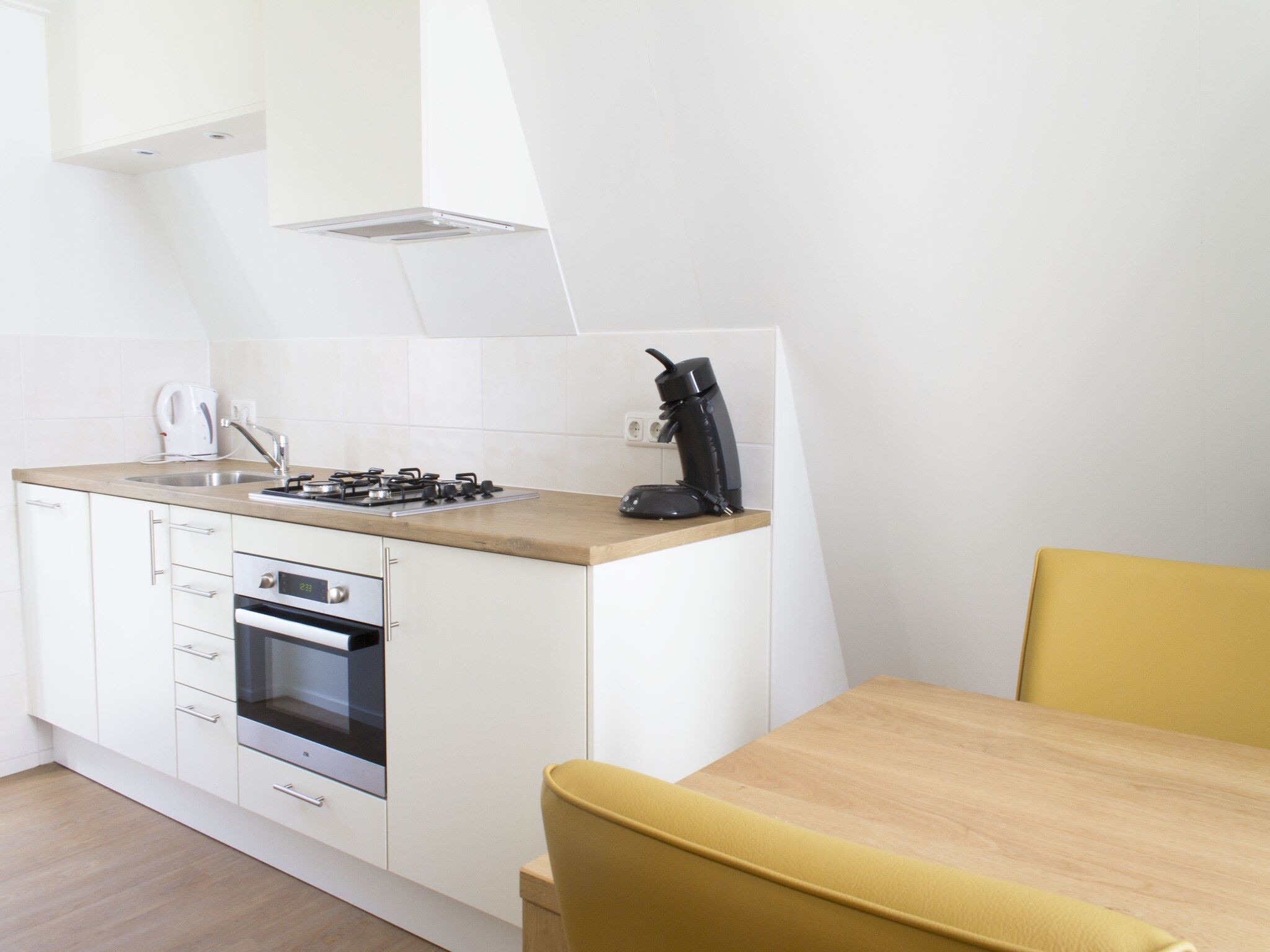 De keuken van Bungalowpark Hoenderloo 5 in Hoenderloo