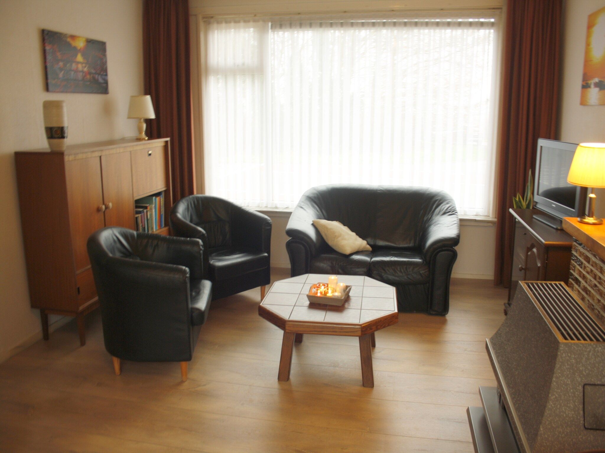 De woonkamer van Houck in Koewacht