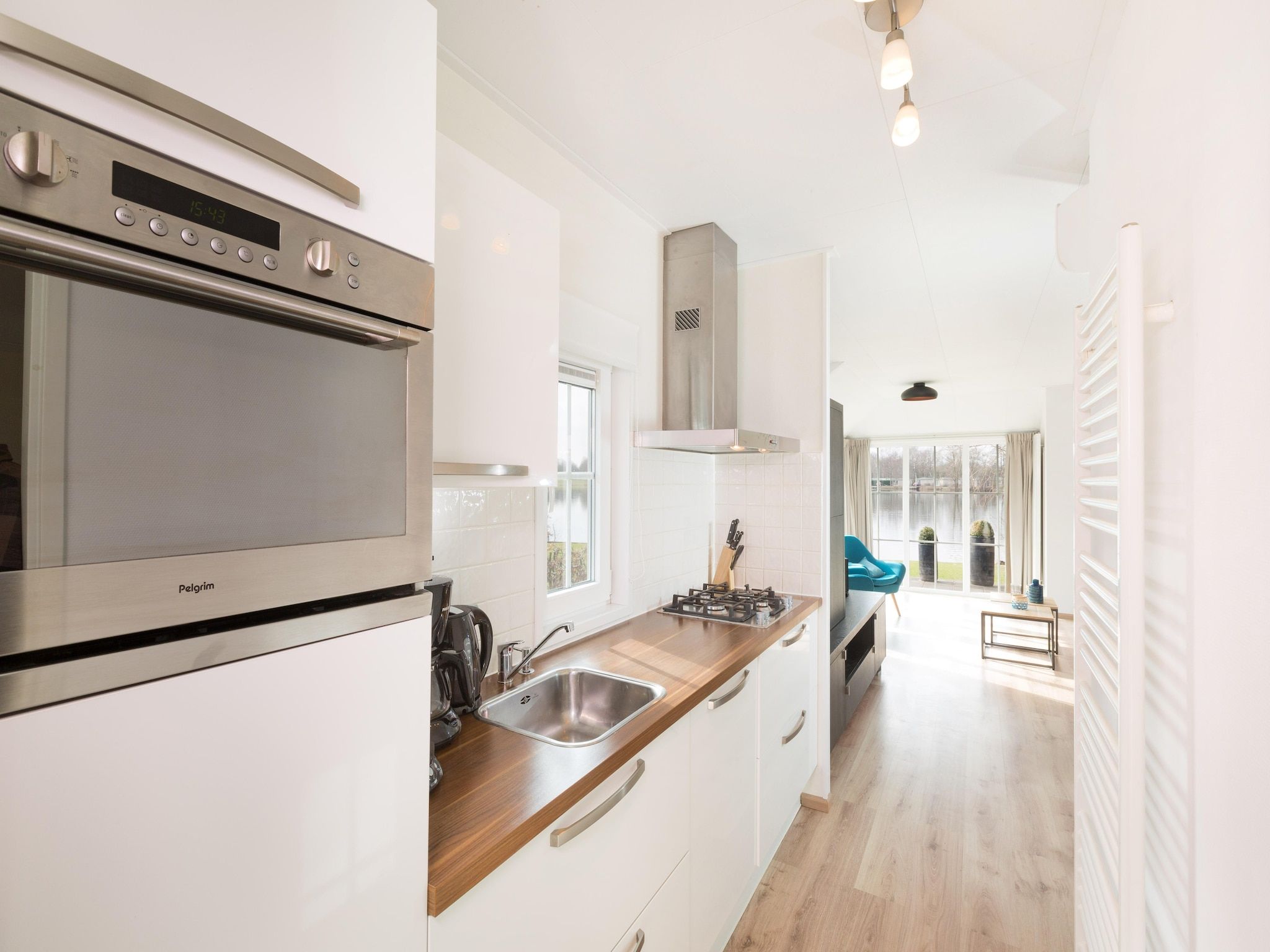 De keuken van Recreatiepark Tolplas 15 in Hoge Hexel