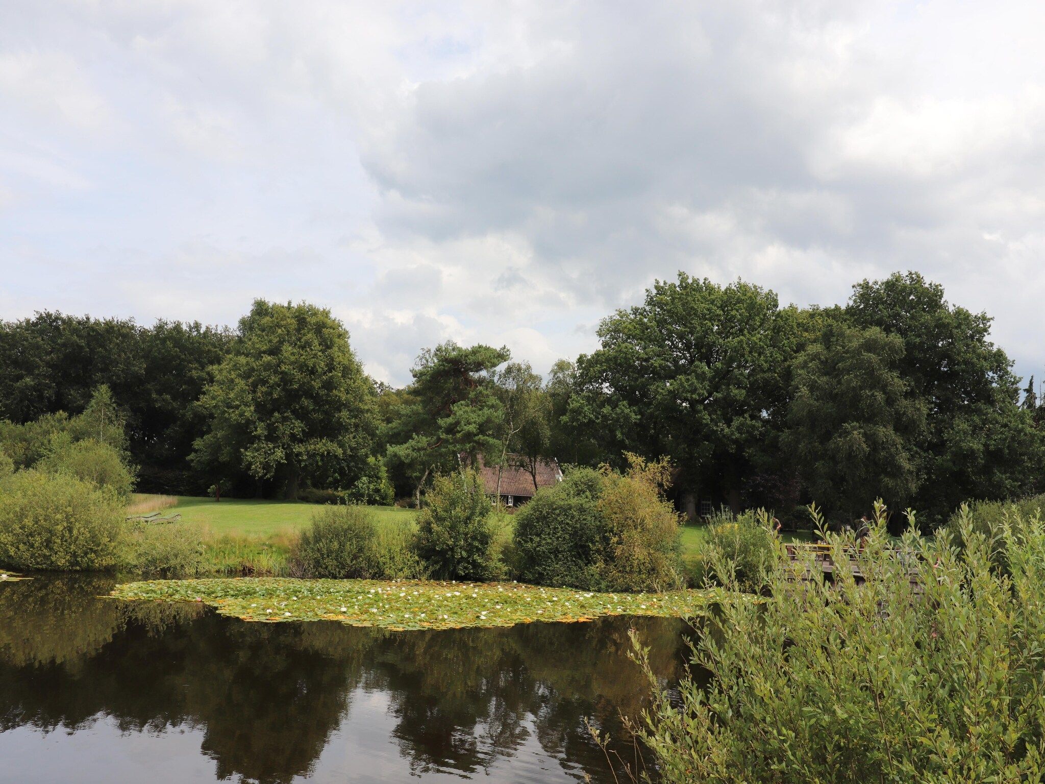 De buitenkant van Landgoed de Klimberg in Rheezerveen